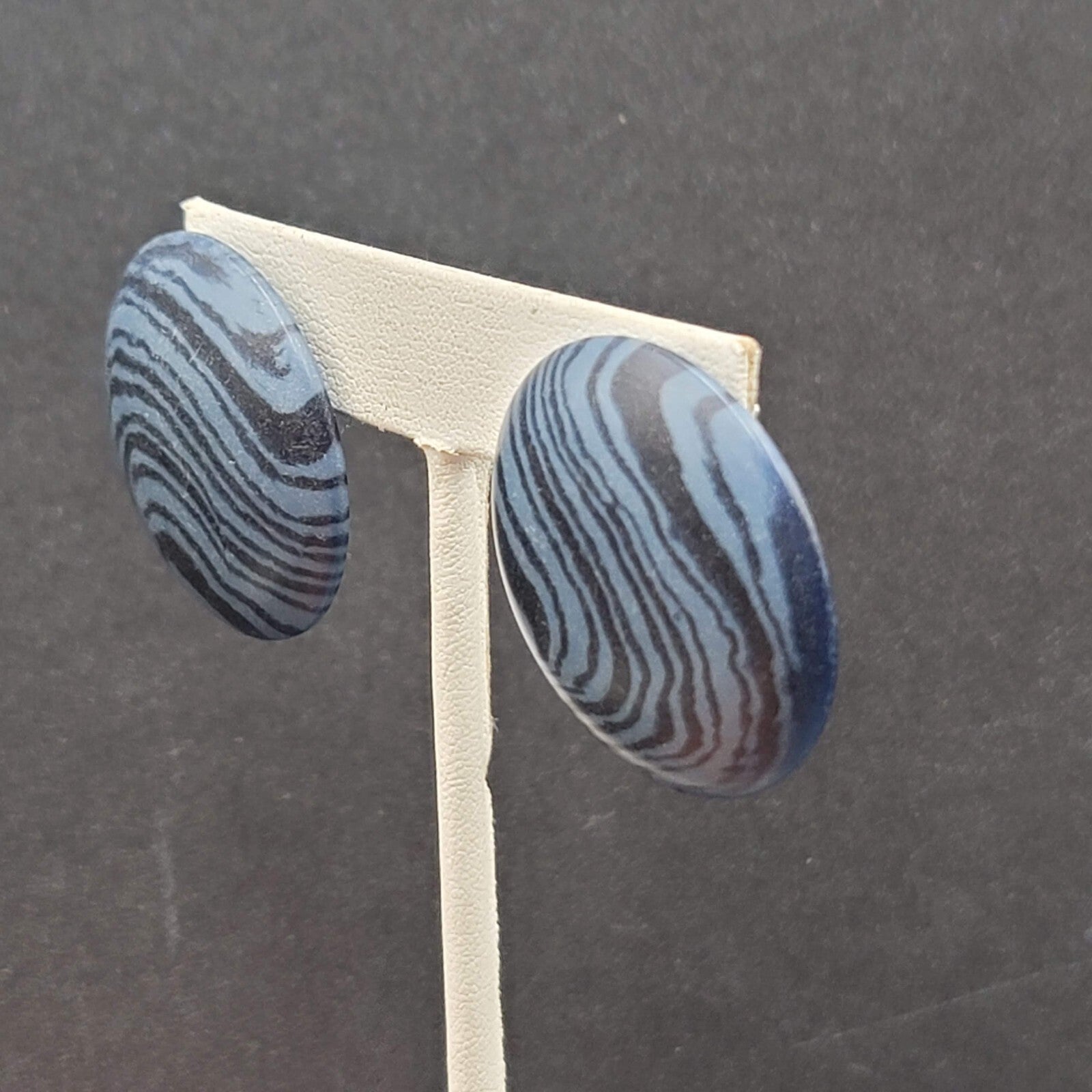 Vintage Pierced Earrings Blue Black Swirl Disc Drop 1.25"