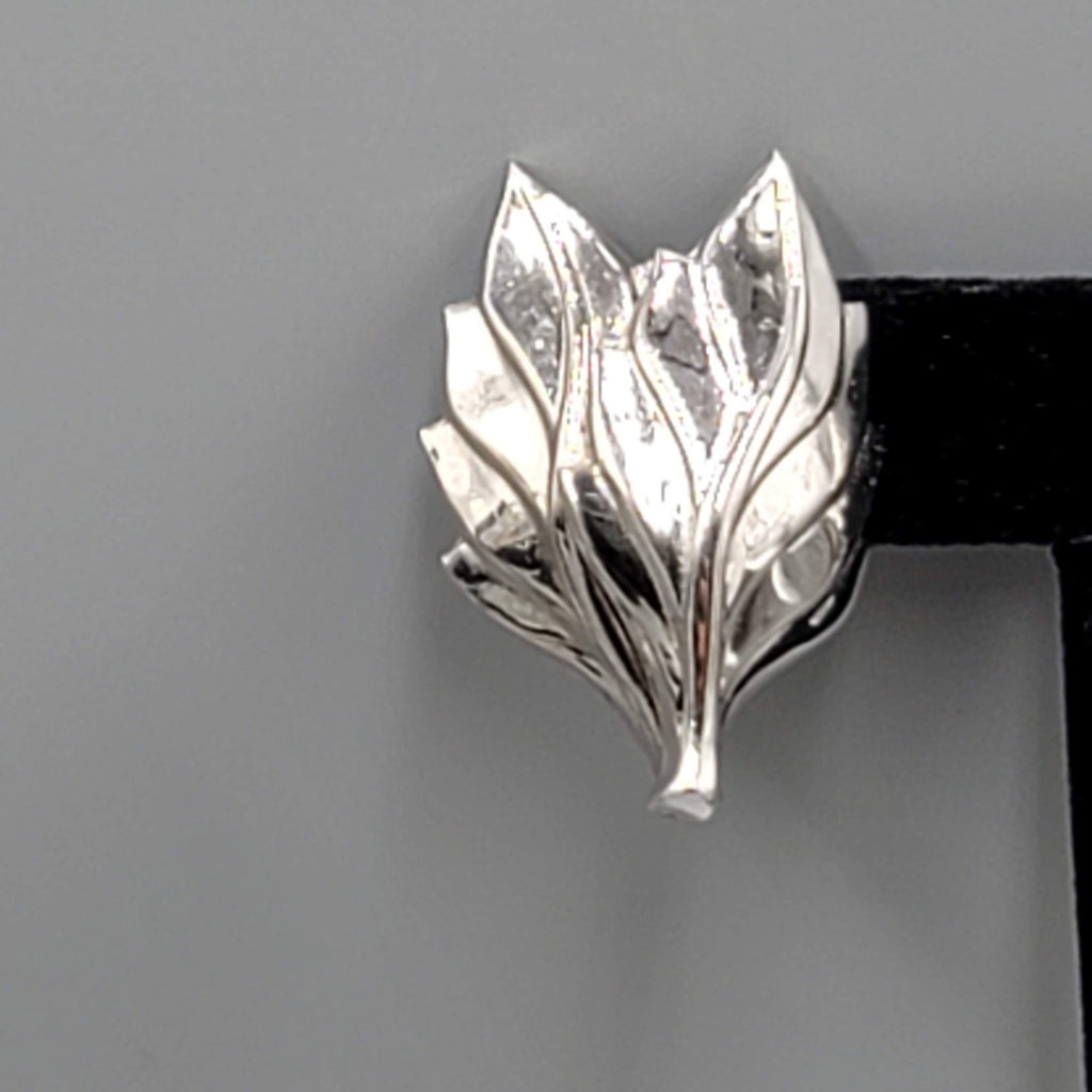 Vintage Marino Clip on Earrings Silver tone Leaf Climber 1 3/8"