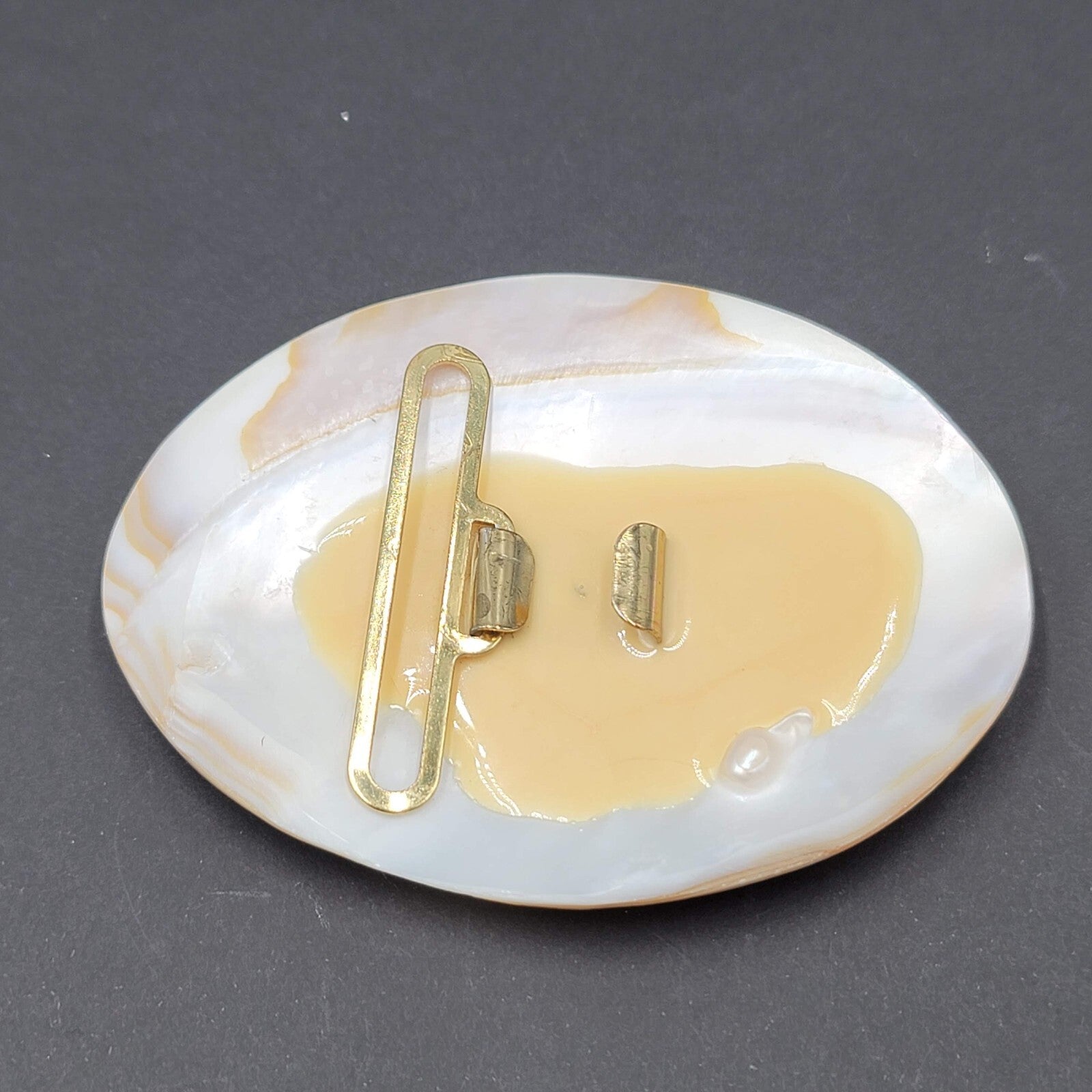 Vintage Large Sea Shell Belt Buckle Clip Mother of Pearl 4"x3"