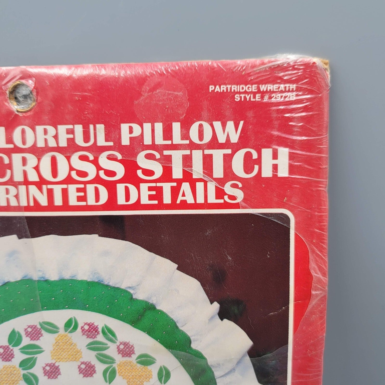 Vtg Partridge Wreath Vogart Crafts Stamped Cross Stitch Christmas Pillow Kit NOS