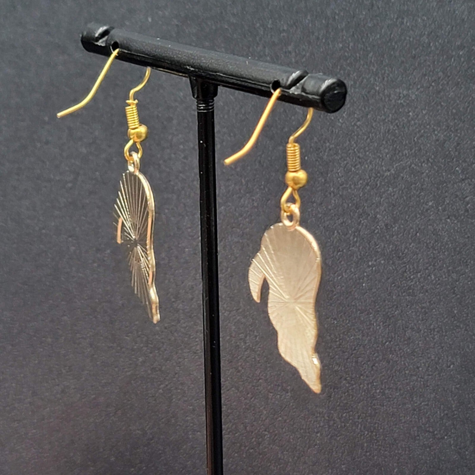 Halloween Grim Reaper Pierced Earrings Gold tone Enamel Dangle 1 1/8"