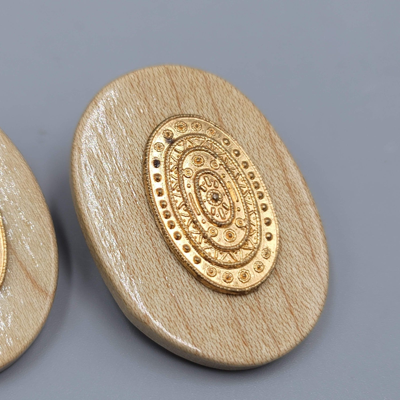 Large Wood Statement Pierced Earrings Oval Drop Gold tone 1.5"