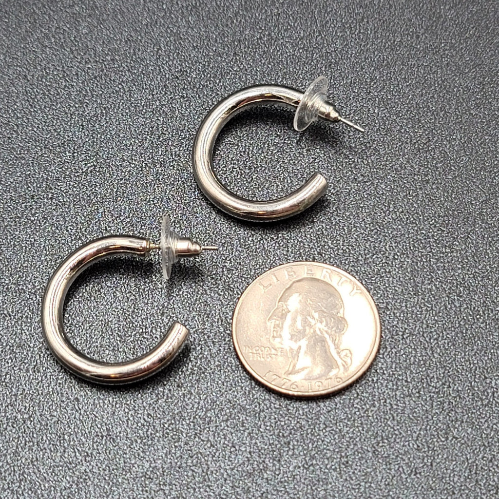 Pierced Earrings Silver tone Round Solid Hoops 1"