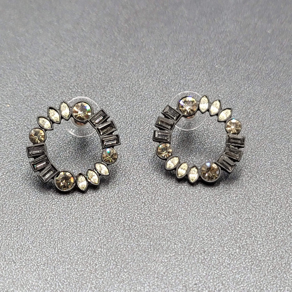 Pierced Earrings Black Circle Clear Gray Rhinestone Wreath 7/8"