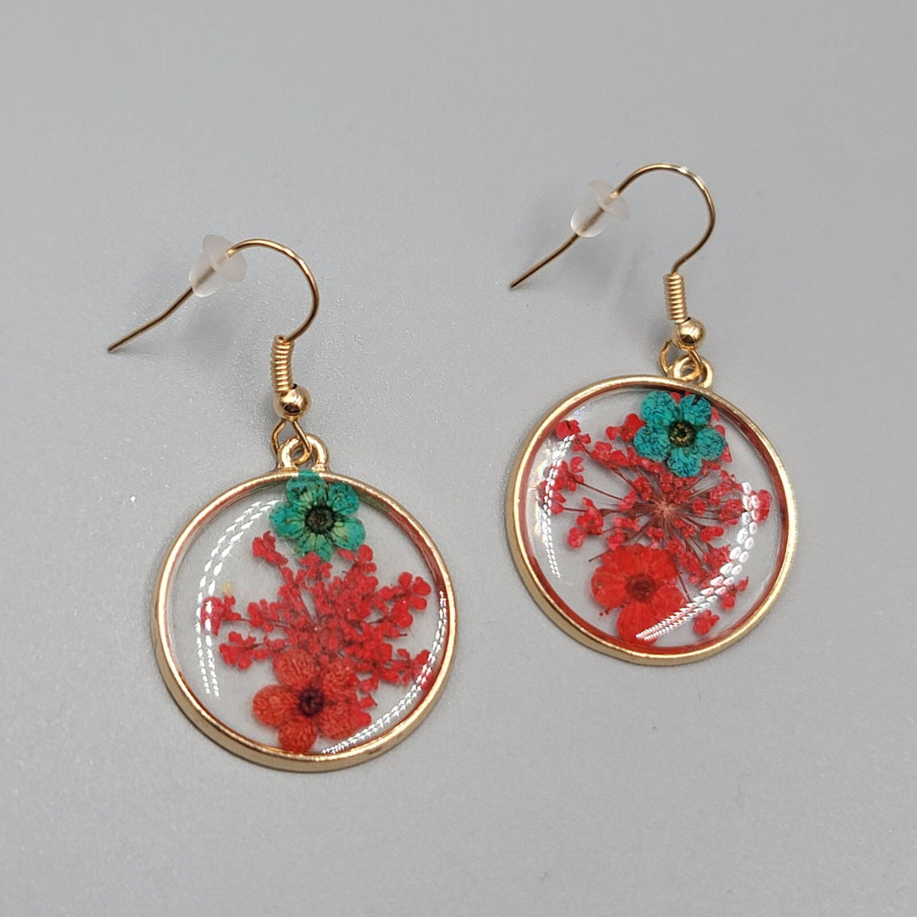 Real Flower Pierced Earrings Gold tone Pressed Resin Round Dangle New 1"