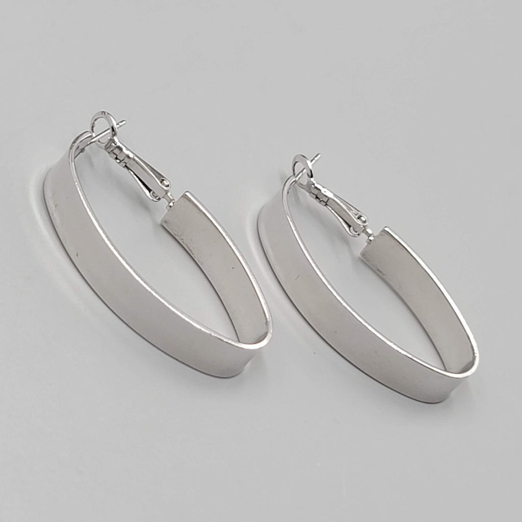 Pierced Earrings Silver tone Wide Oval Hoop 1.5"