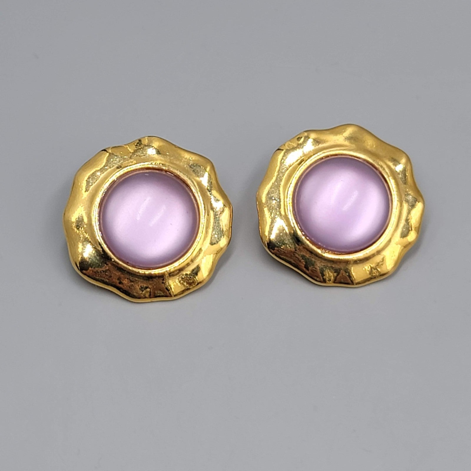 Vintage Moonglow Purple Clip on Earrings Gold tone 1.25"