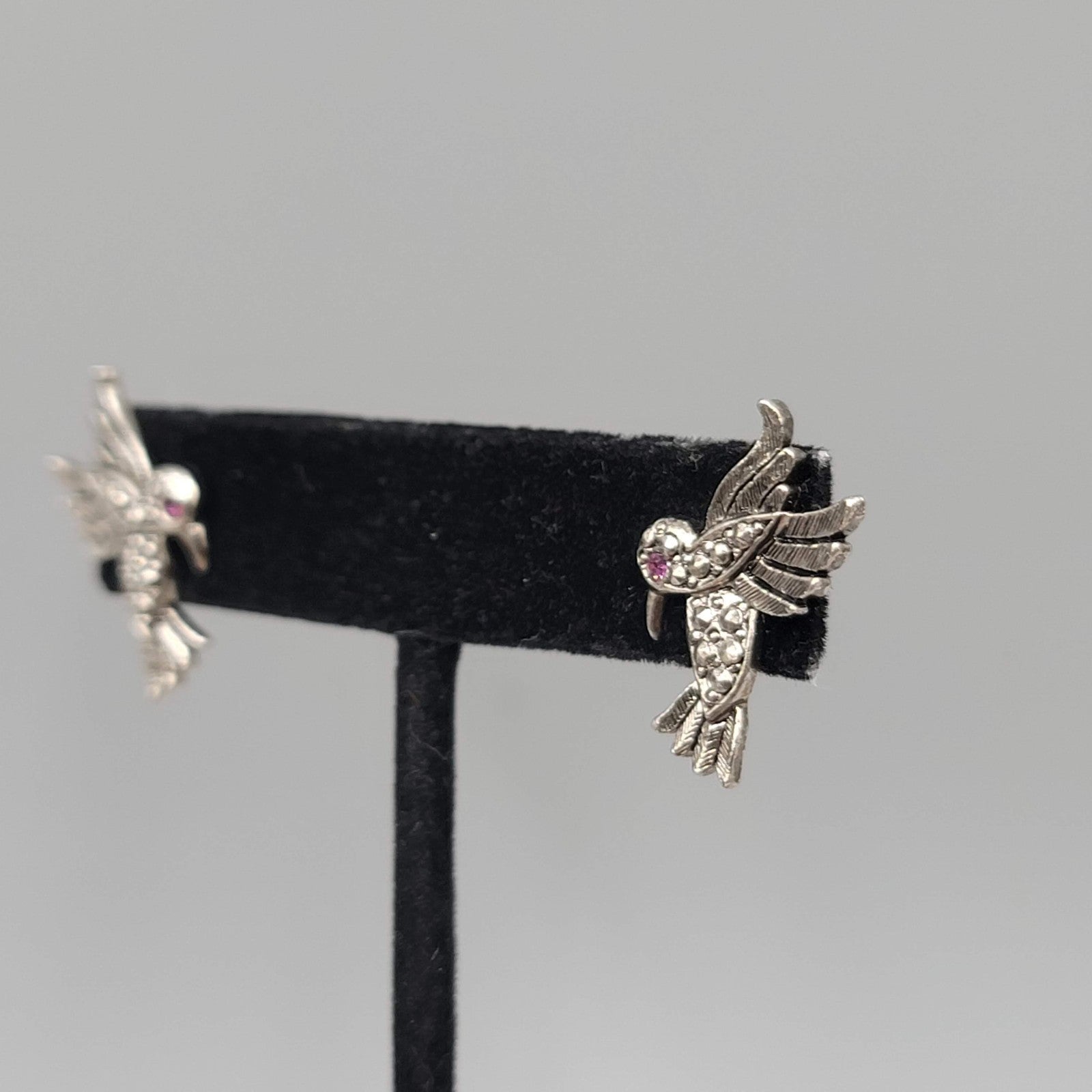 Vintage Avon Hummingbird Pierced Earrings Silver tone Drop 1 in
