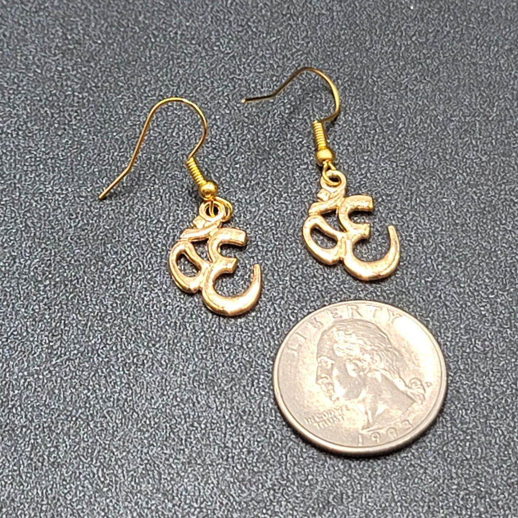 Ohm Pierced Earrings Gold tone Dangle 3/4"