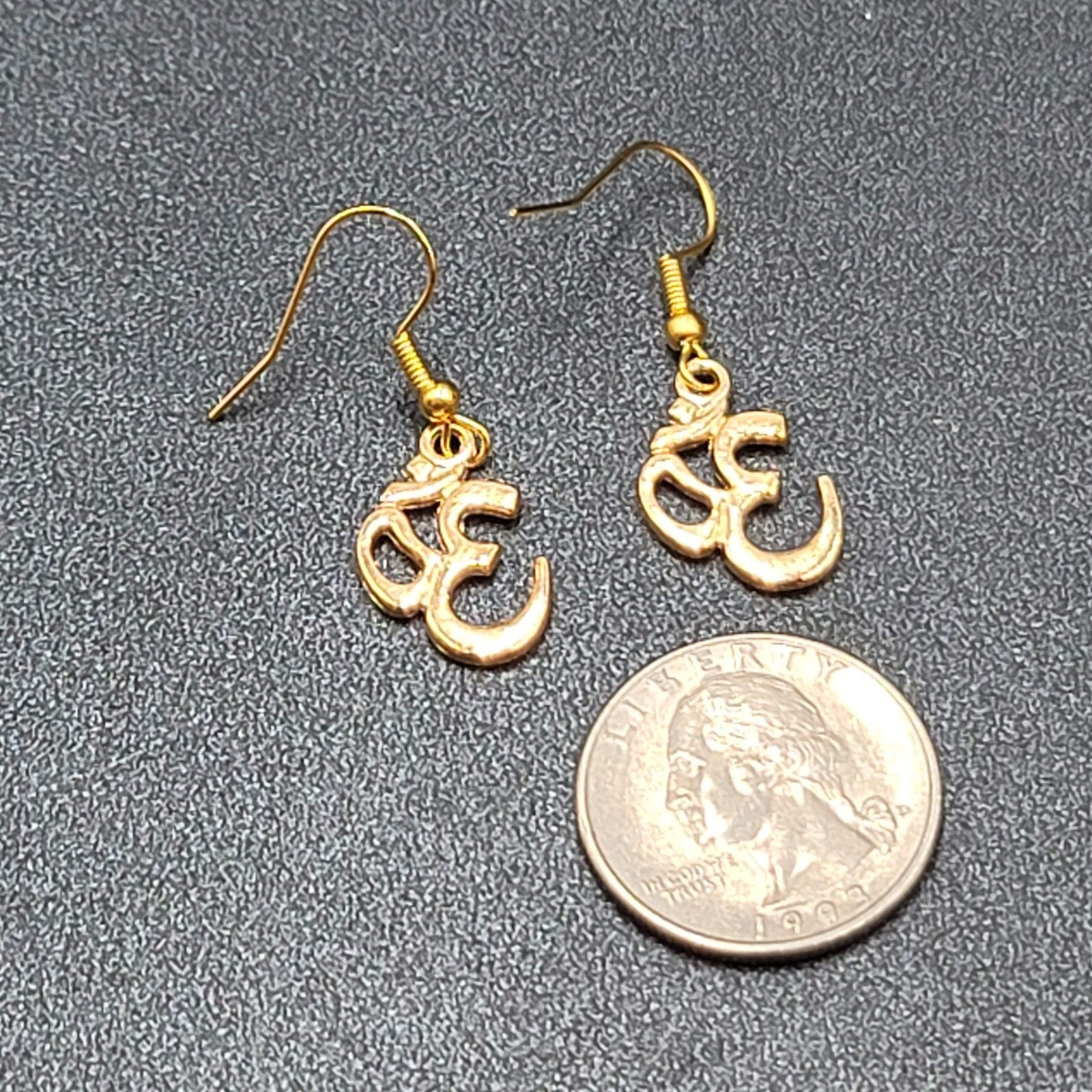 Ohm Pierced Earrings Gold tone Dangle 3/4"