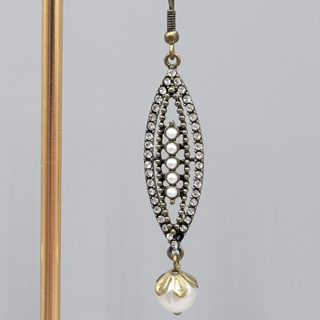 Faux Pearl Rhinestone Long Pierced Earrings Bronze tone Dangle 2 in