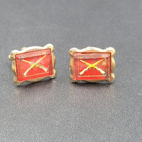 Crossed Rifle Long Gun Cufflinks Gold tone Red Resin Rectangle 3/4"