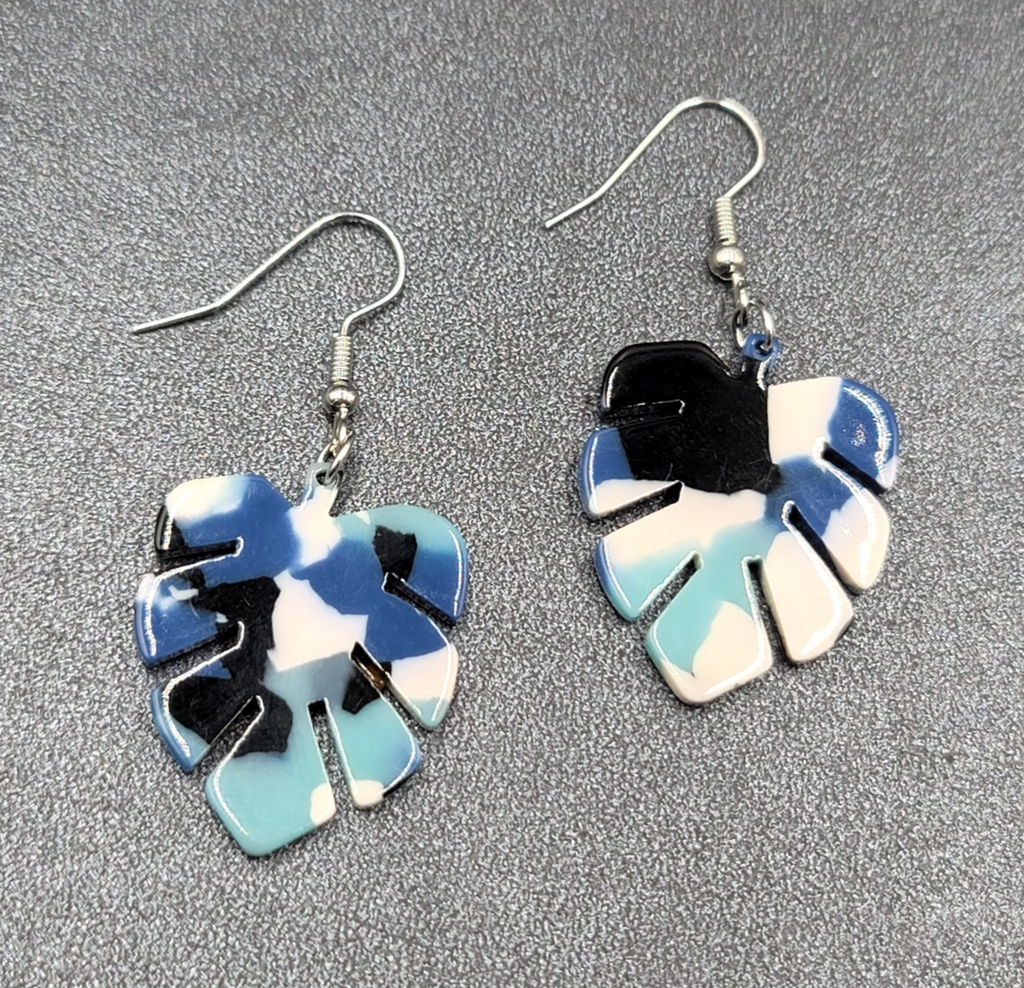 Pierced Earrings Blue White Black Resin Palm Leaf Dangle 1.25"