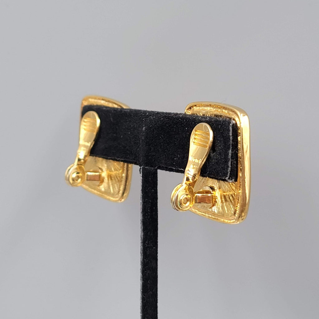 Vintage Monet Clip on Earrings Gold plated Rectangle Peach Swirl Enamel Drop 1"