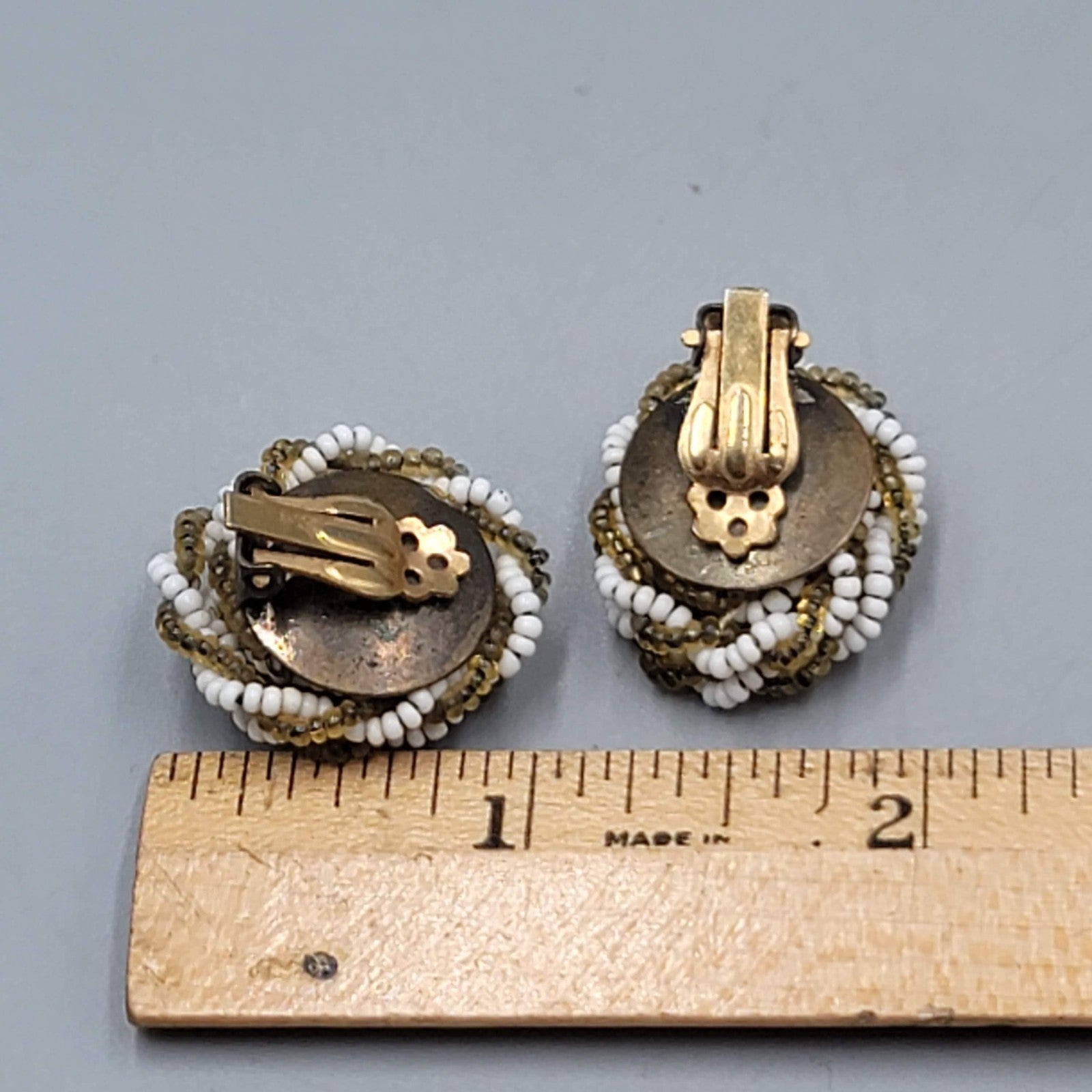 Vintage Green White Seed Bead Knot Clip on Earrings 7/8"