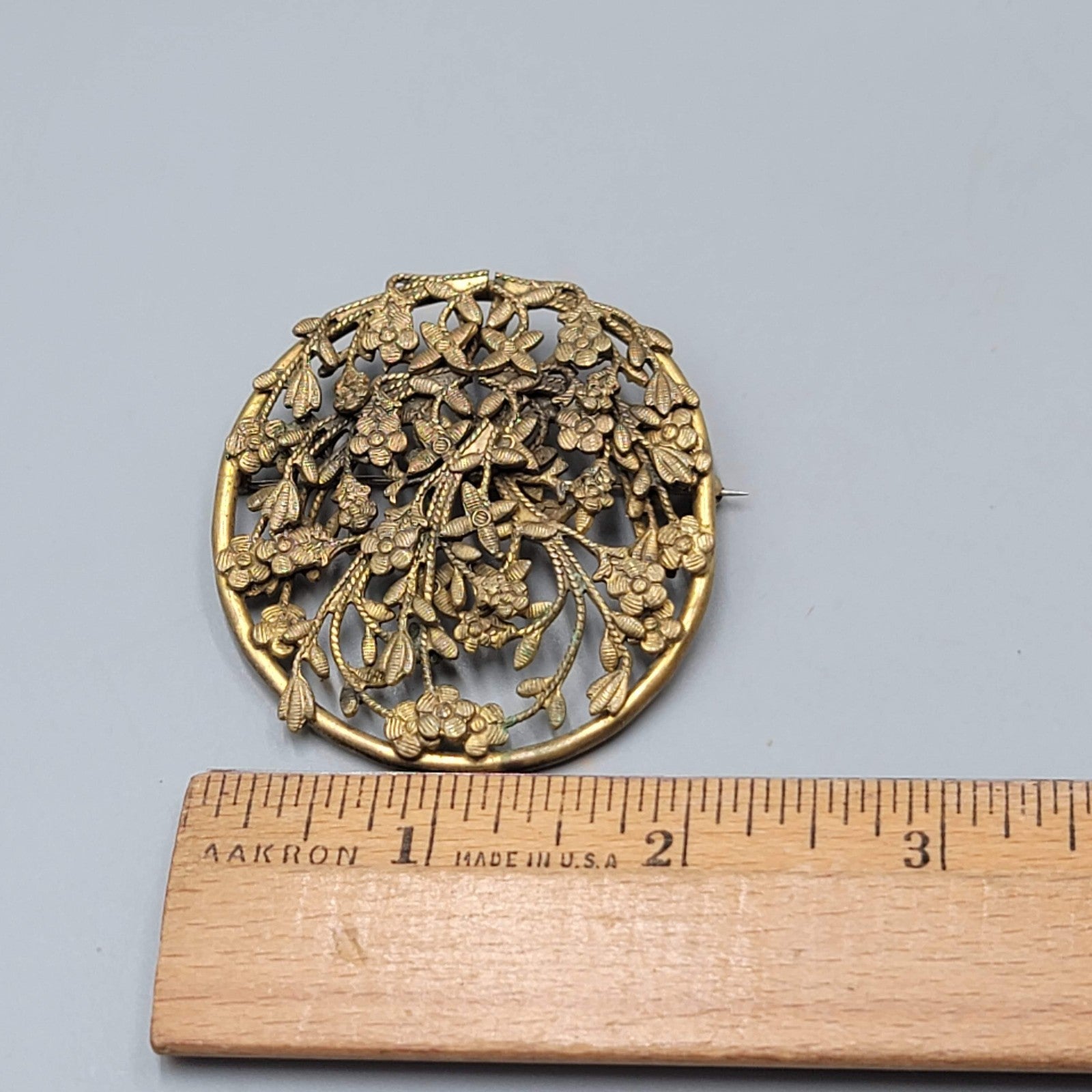 Vintage Antique Filigree Flower Brooch Gold tone 2.25 in