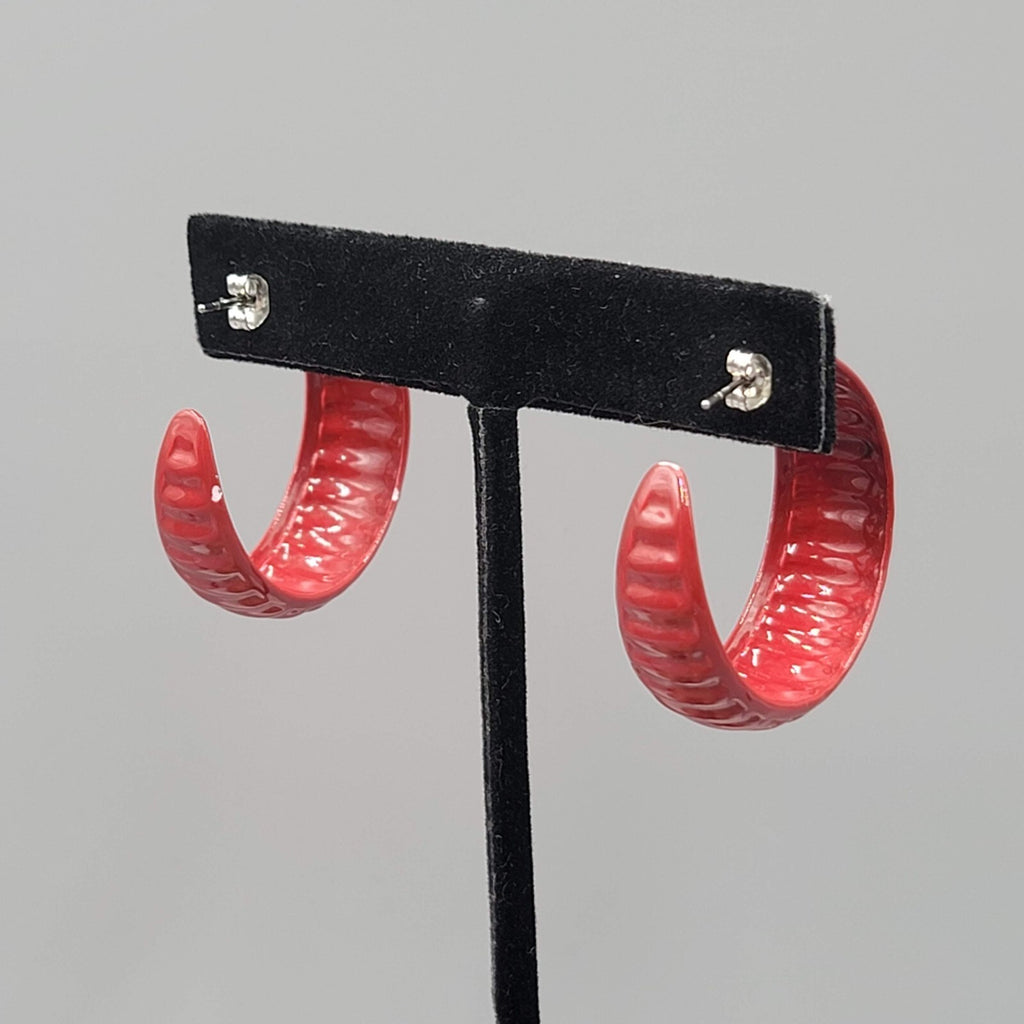 Vintage Pierced Earrings Red Enamel Ribbed Hoops 1.25"