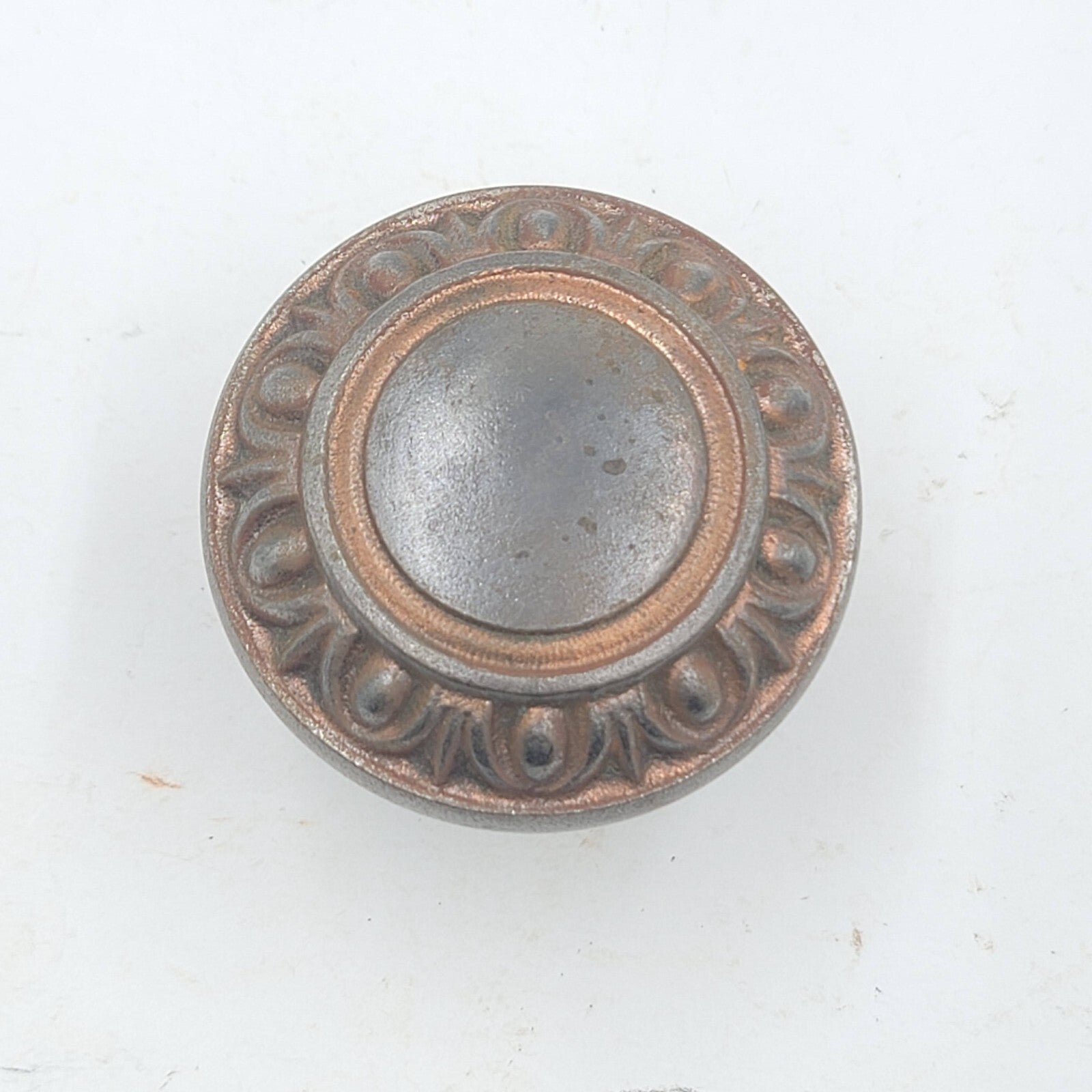 Vintage SINGLE Cast Iron Doorknob Ornate Salvage Reclaimed Door Hardware 2.25 in