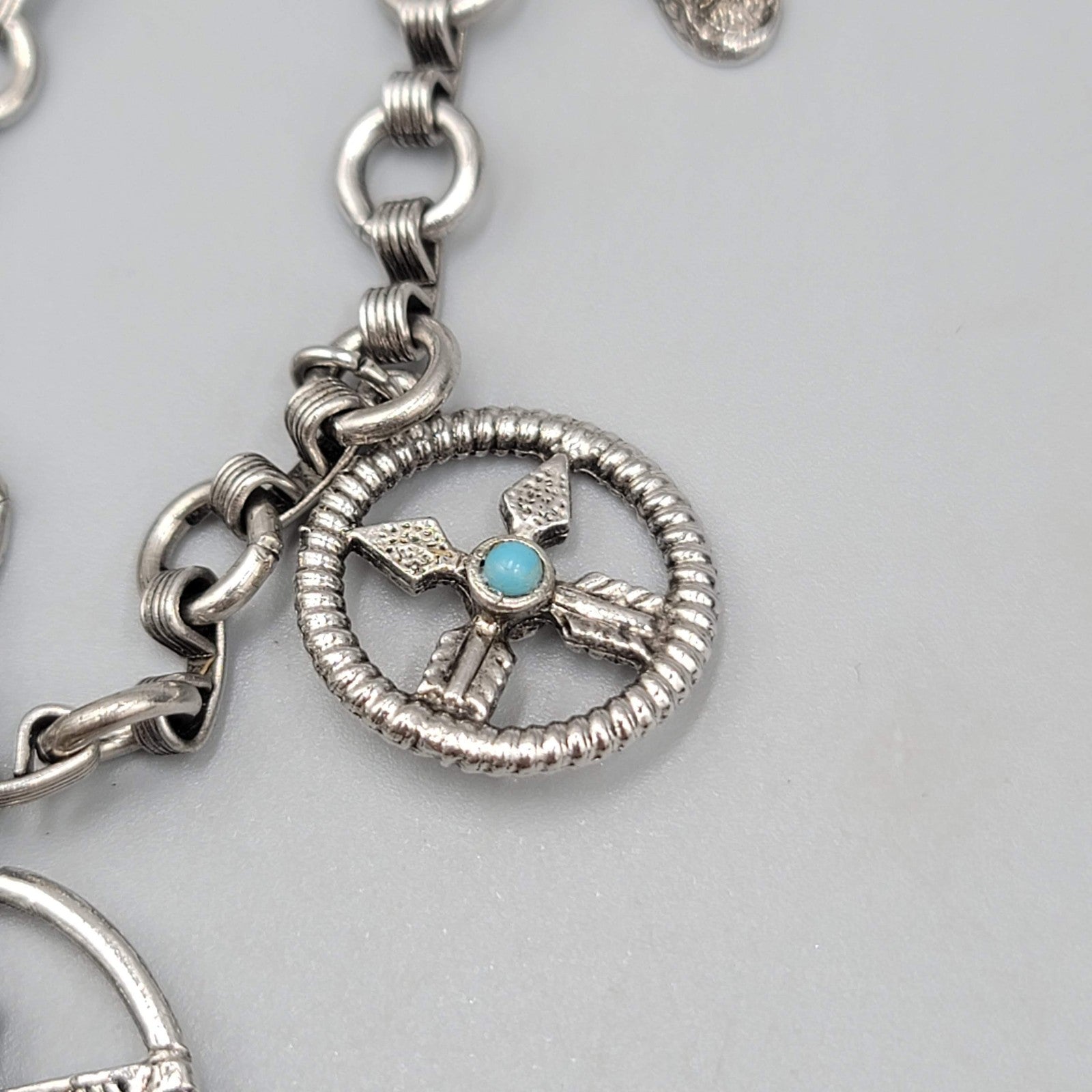 Vintage Southwestern Silver tone Charm Bracelet Blue Accent 7.25"