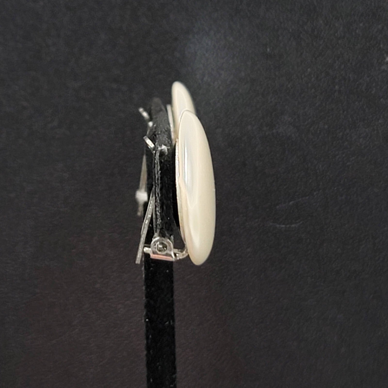 Vintage Clip on Earrings White Satin Finish Round 7/8"
