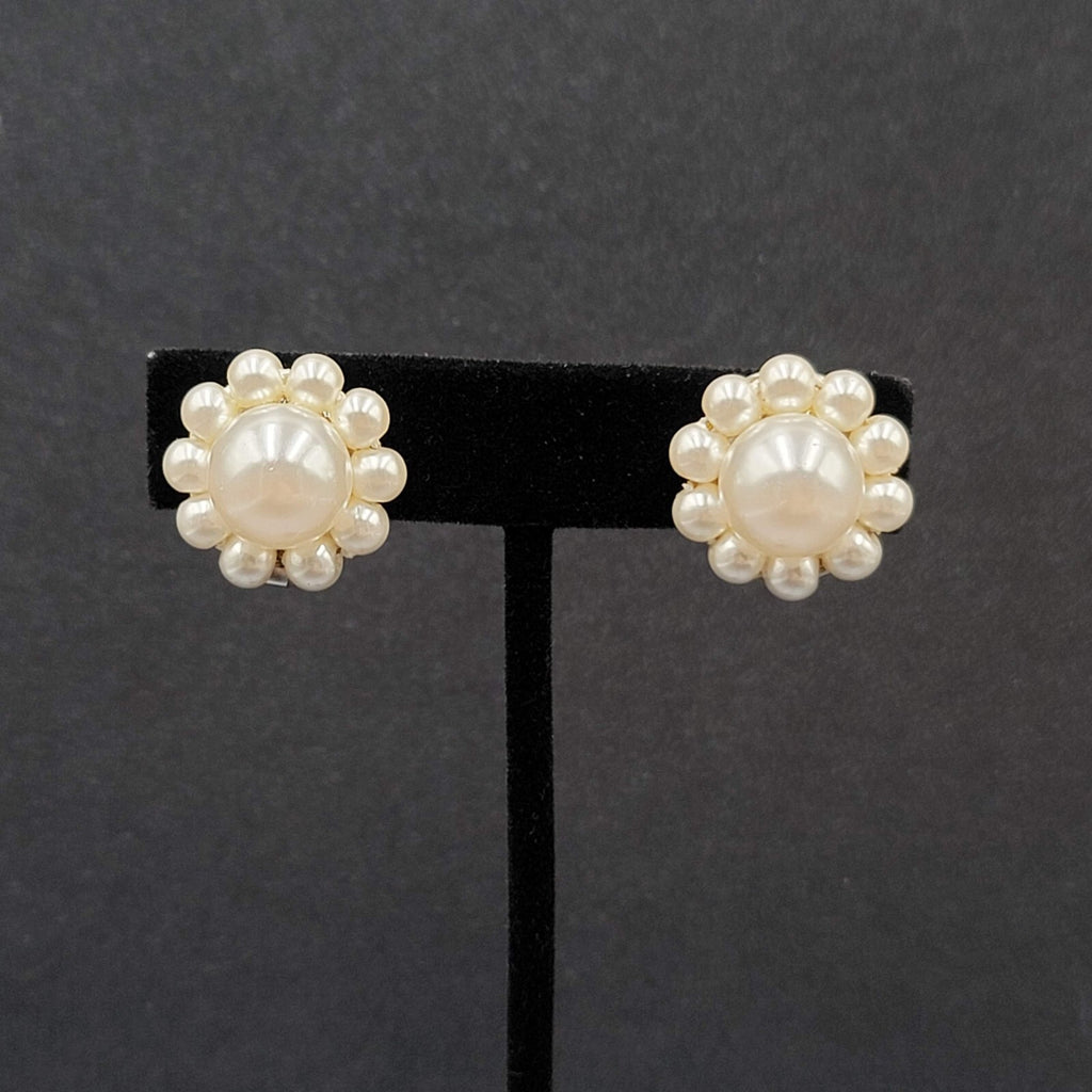 Vintage Clip on Earrings White Acrylic Cluster Bead Estate 7/8"