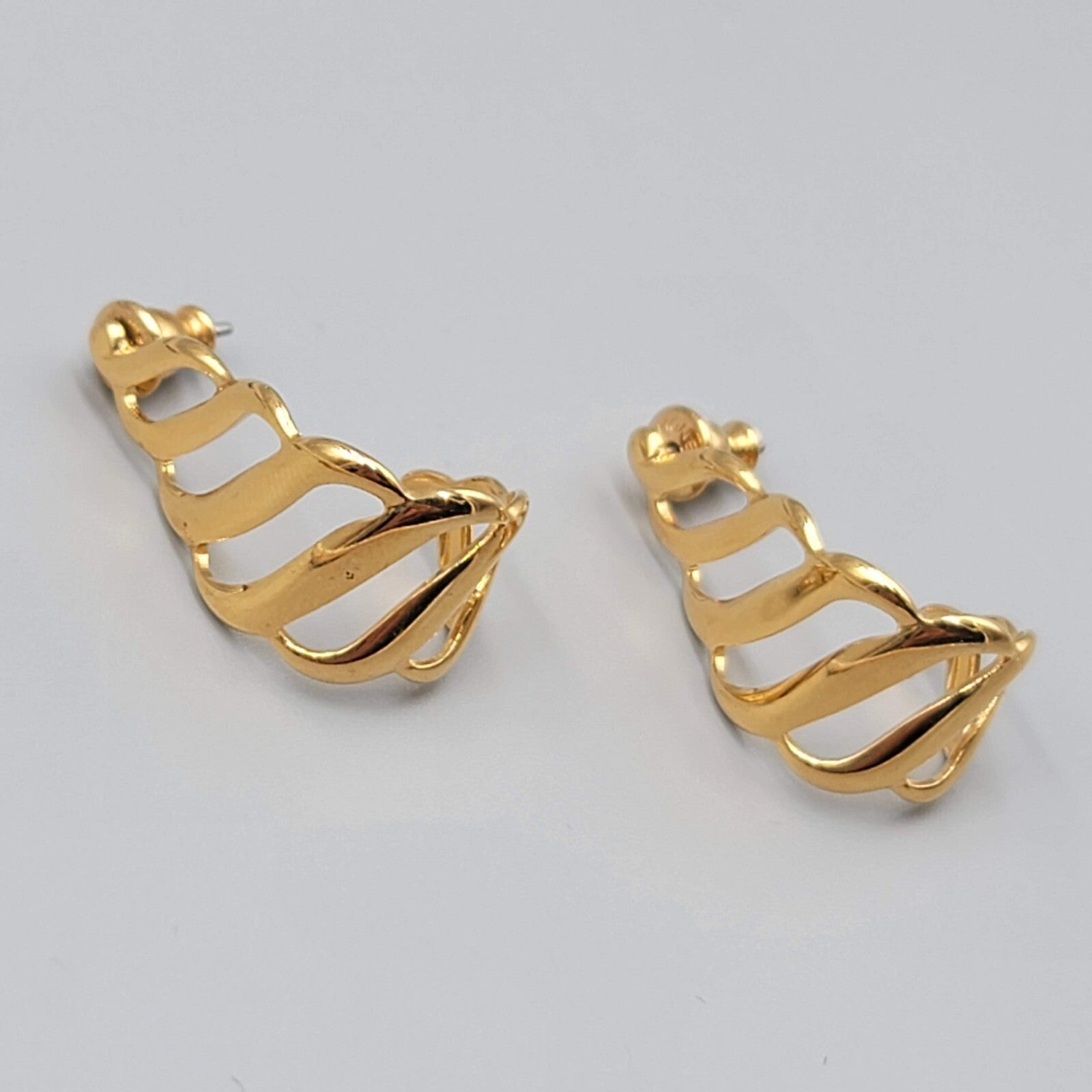 Vintage MONET Pierced Earrings Yellow Gold Plated Open Work Teardrop 1"
