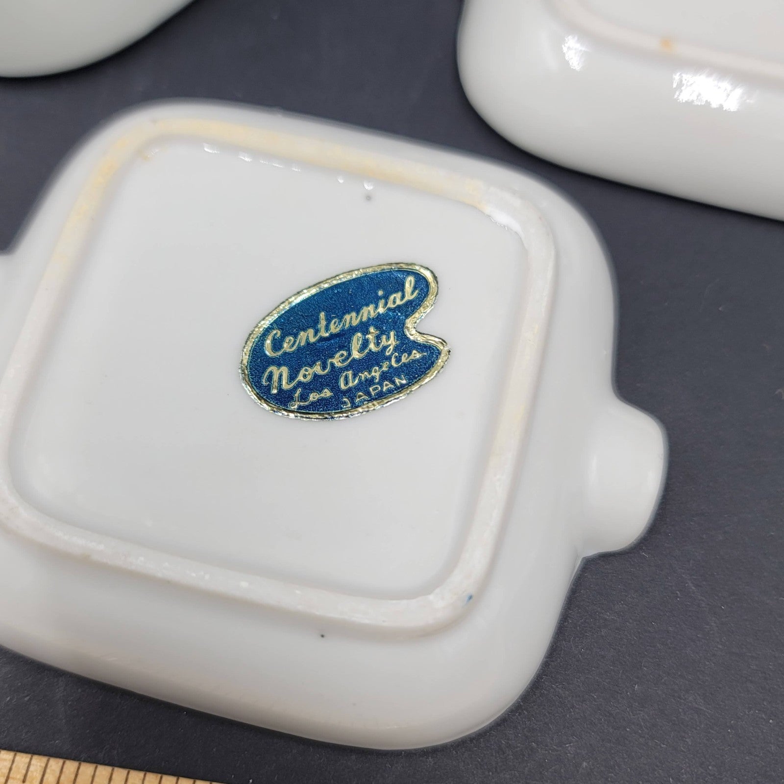 Vtg Marineland Ceramic Souvenir Ashtray Set w Holder