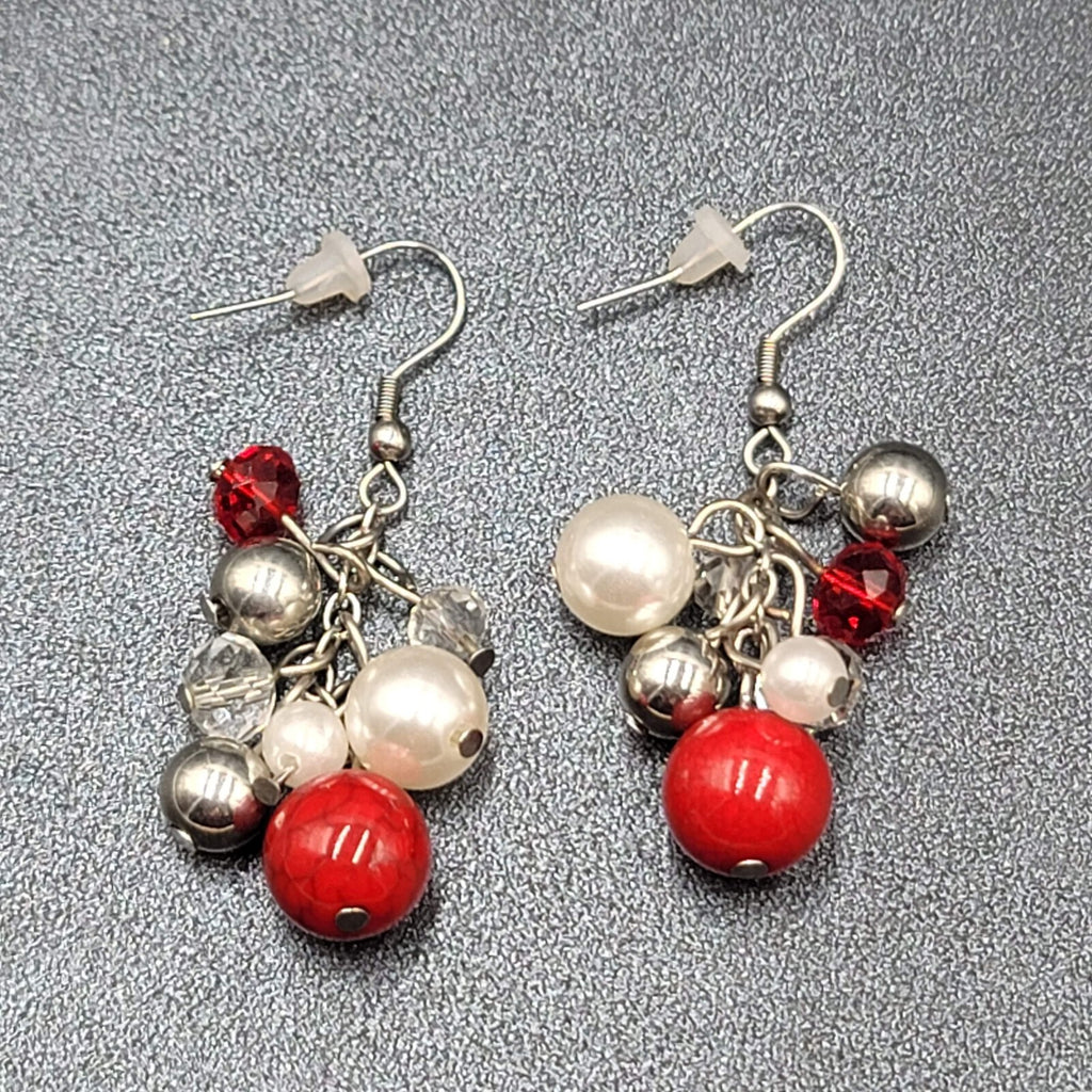 Pierced Earrings Silver tone Red White Cluster Bead Dangle 1.5"