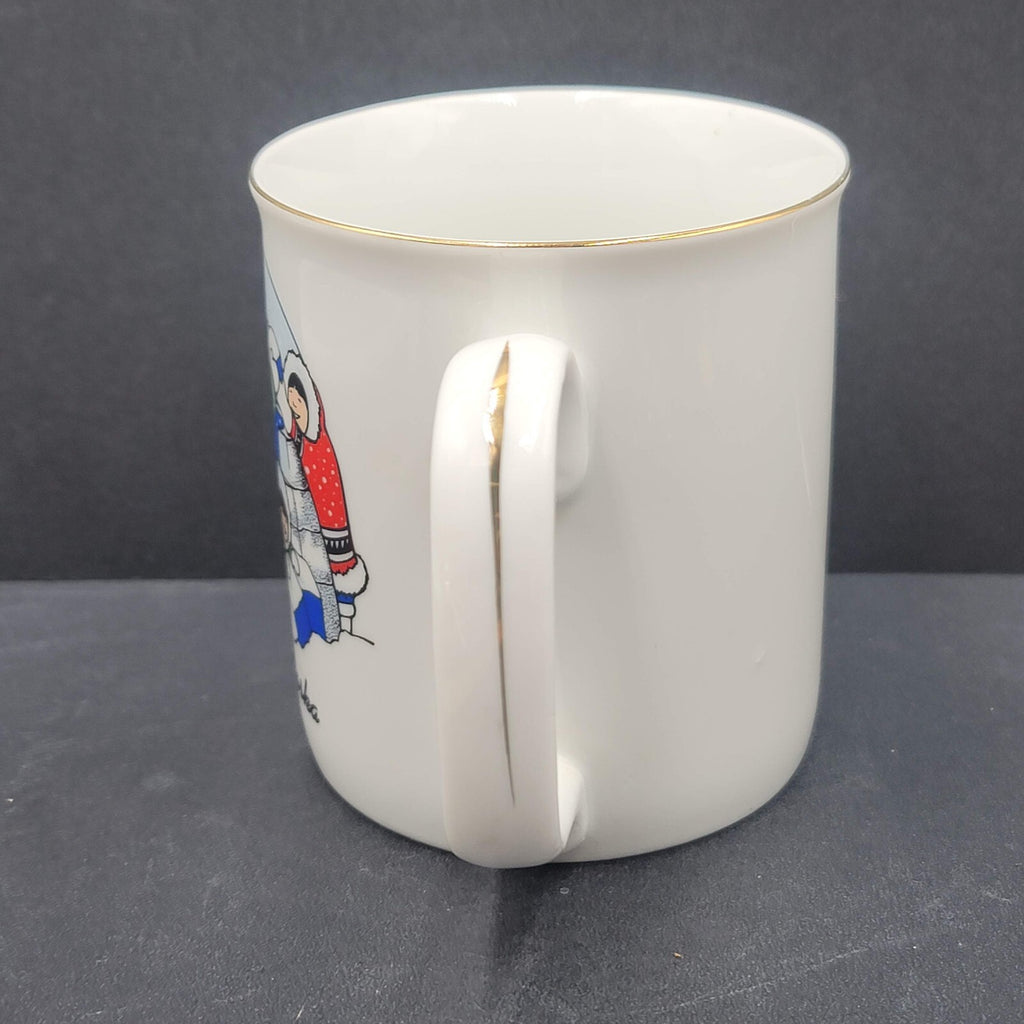 Vintage Coffee Mug Cup Alaska Souvenir Eskimos Igloo Graphic