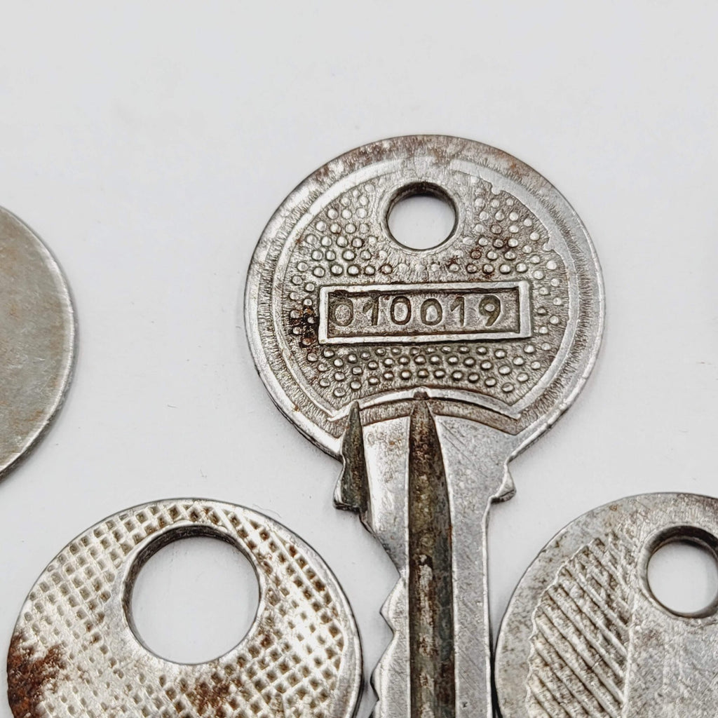 Vintage Key Lot of 6 Padlock Lock European Russian?