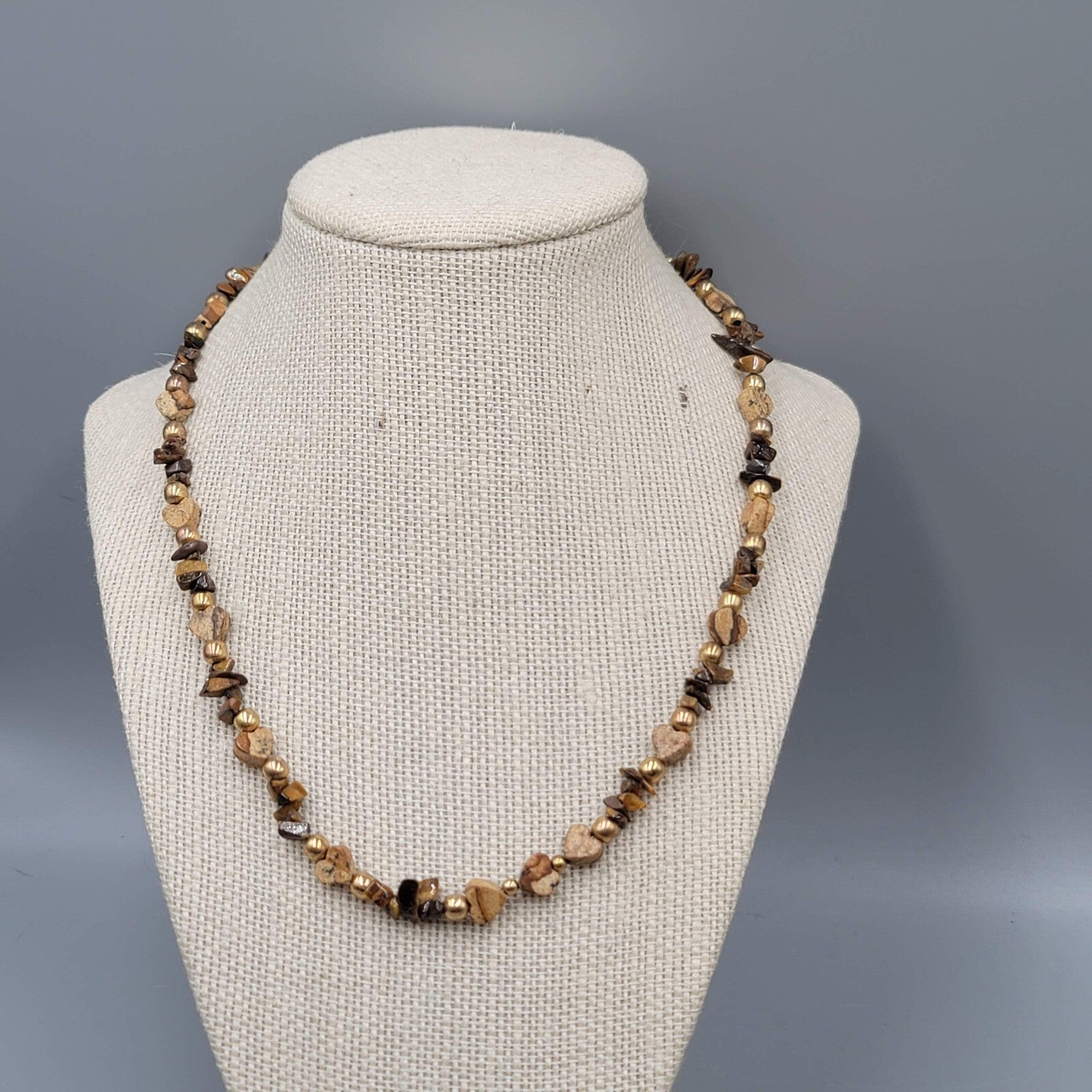 Agate Stone Heart Bead Necklace Gold tone Tigers Eye 18"