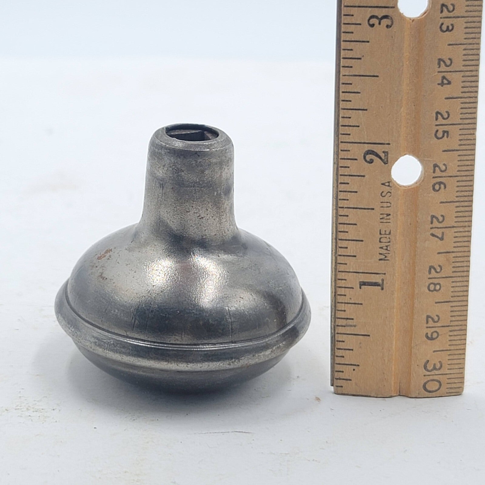 Vintage SINGLE Small Closet Doorknob Salvage Door Hardware 2".   dk10