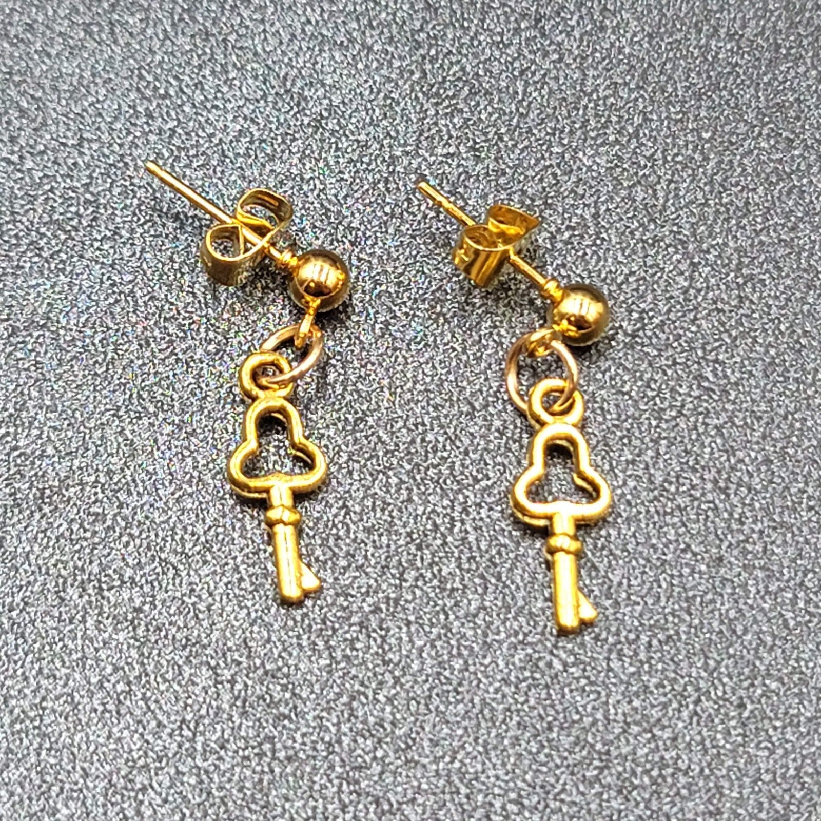 New Skeleton Key Pierced Earrings Gold tone Small Dainty Dangle 3/4"