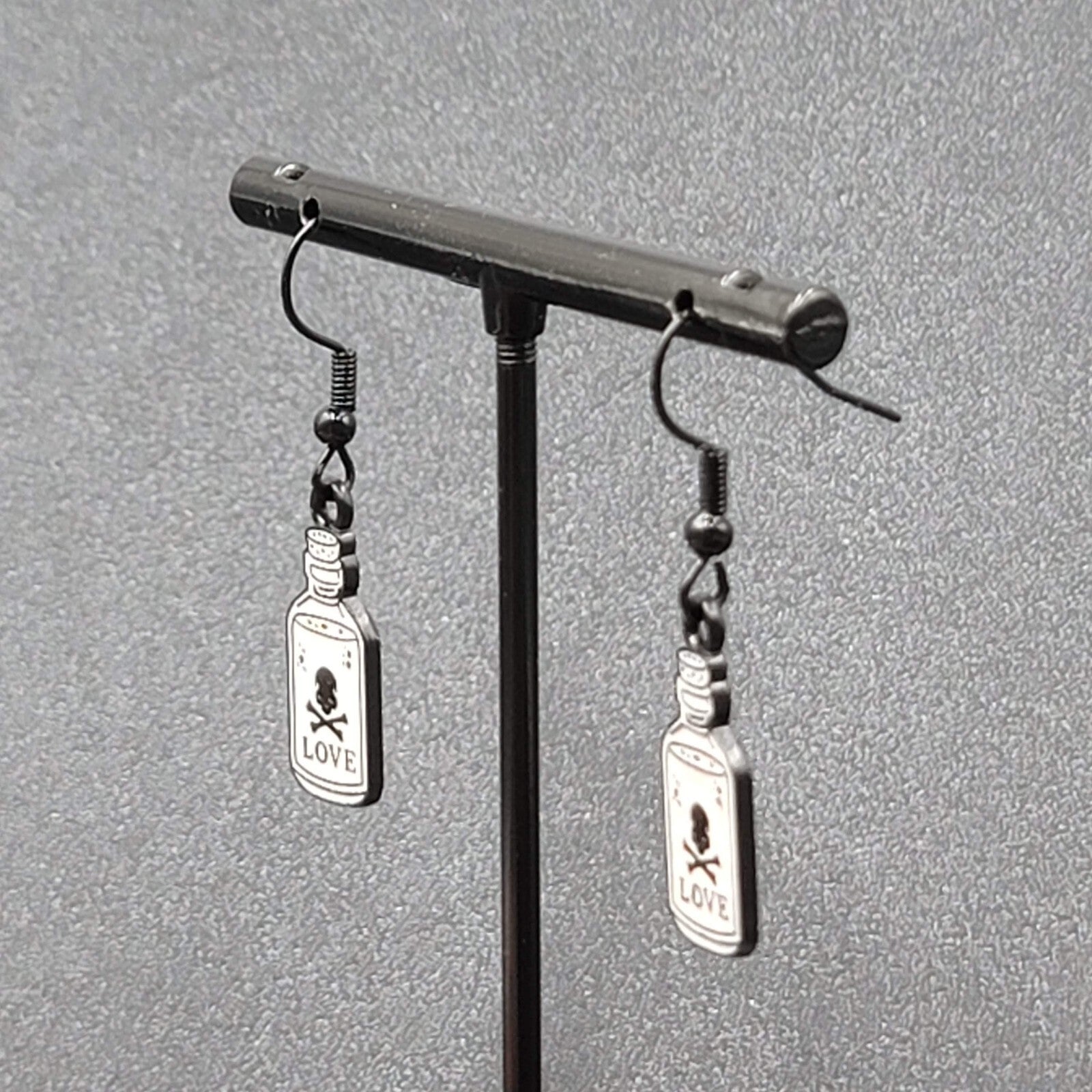 Love Poison Pierced Earrings Black White Enamel Dangle 7/8" 