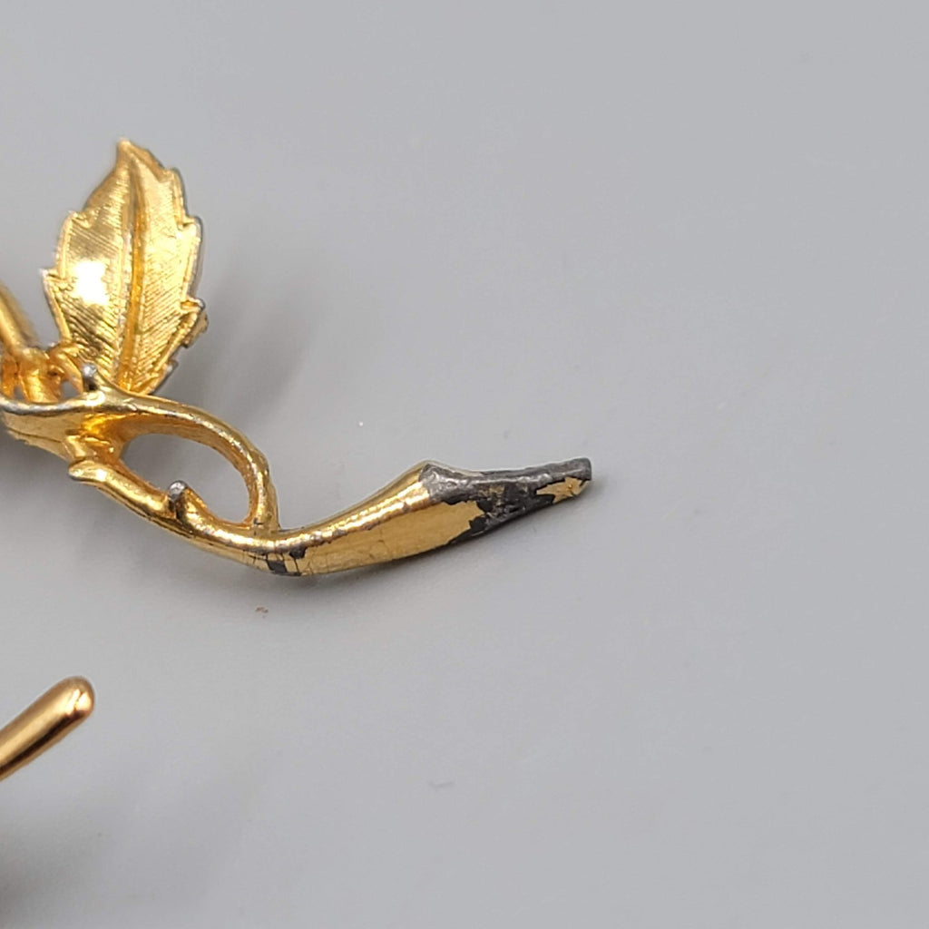 Vintage Gold Tone Rose Flower Leaf Brooch Pin Lot Textured Green Jade Stone