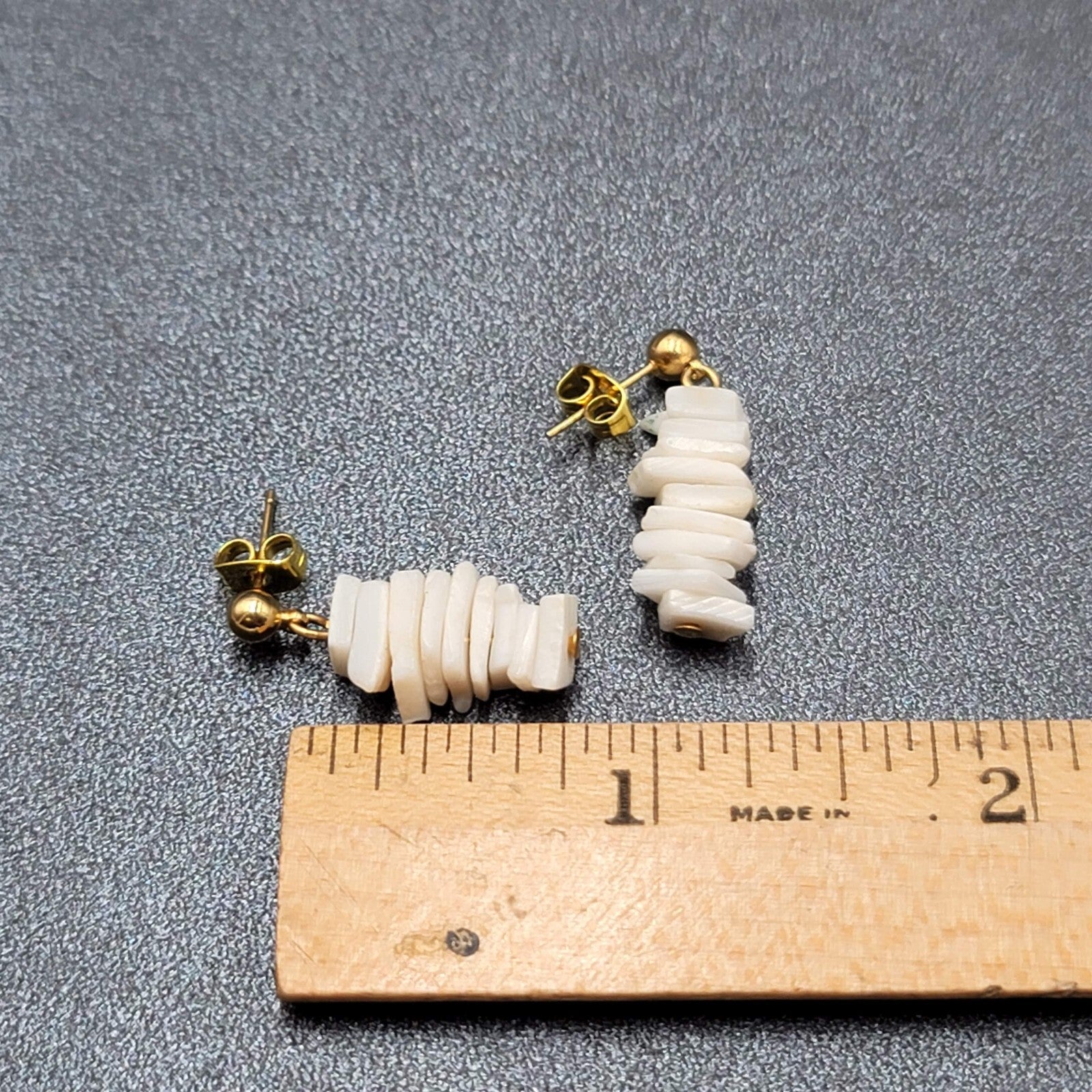 Vintage Pierced Earrings Gold tone White Heishi Shell Chip Dangle 3/4"