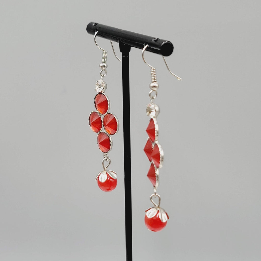 Red Rivoli Rhinestone Pierced Earrings Silver tone Dangle 1.75"
