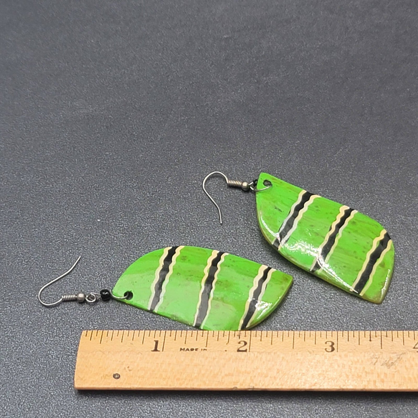 Pierced Earrings Silver tone Green Shell Hand Painted Dangle Acrylic 2.25"