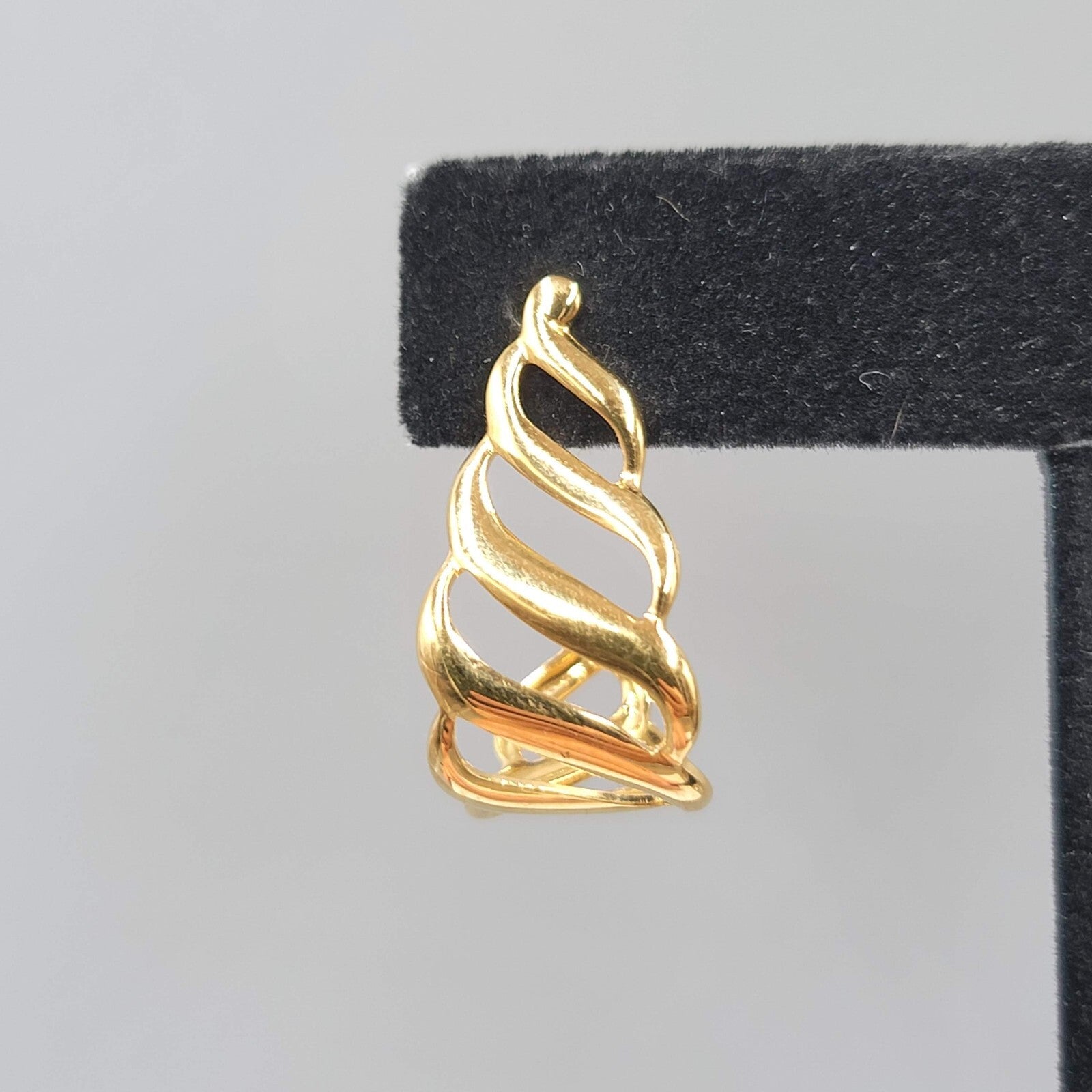 Vintage MONET Pierced Earrings Yellow Gold Plated Open Work Teardrop 1"