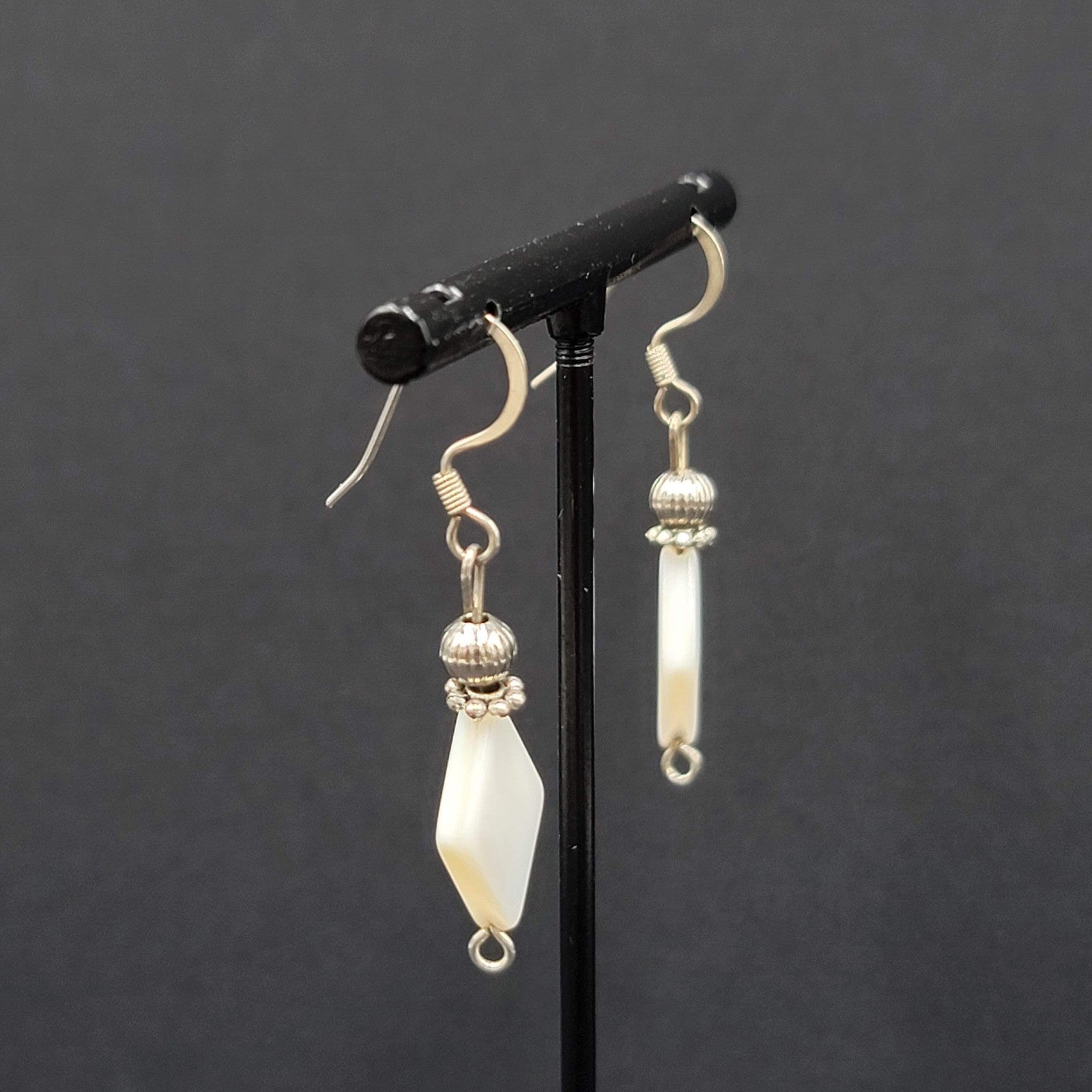Mother of Pearl Pierced Earrings Diamond Shape Bead Silver tone Dangle  1 1/8"