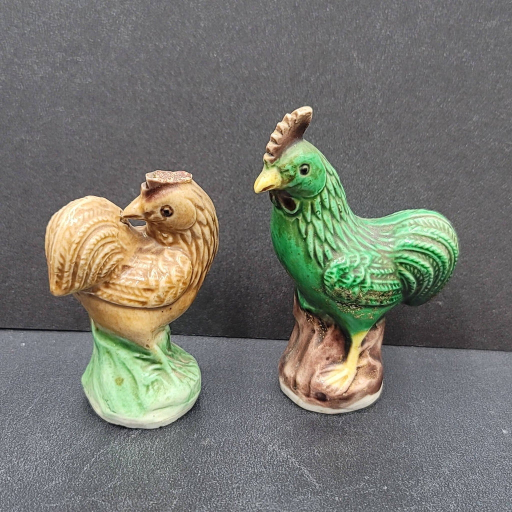 Vintage Set of 2 Miniature Rooster Hen Ceramic Miniature Figurines 3"