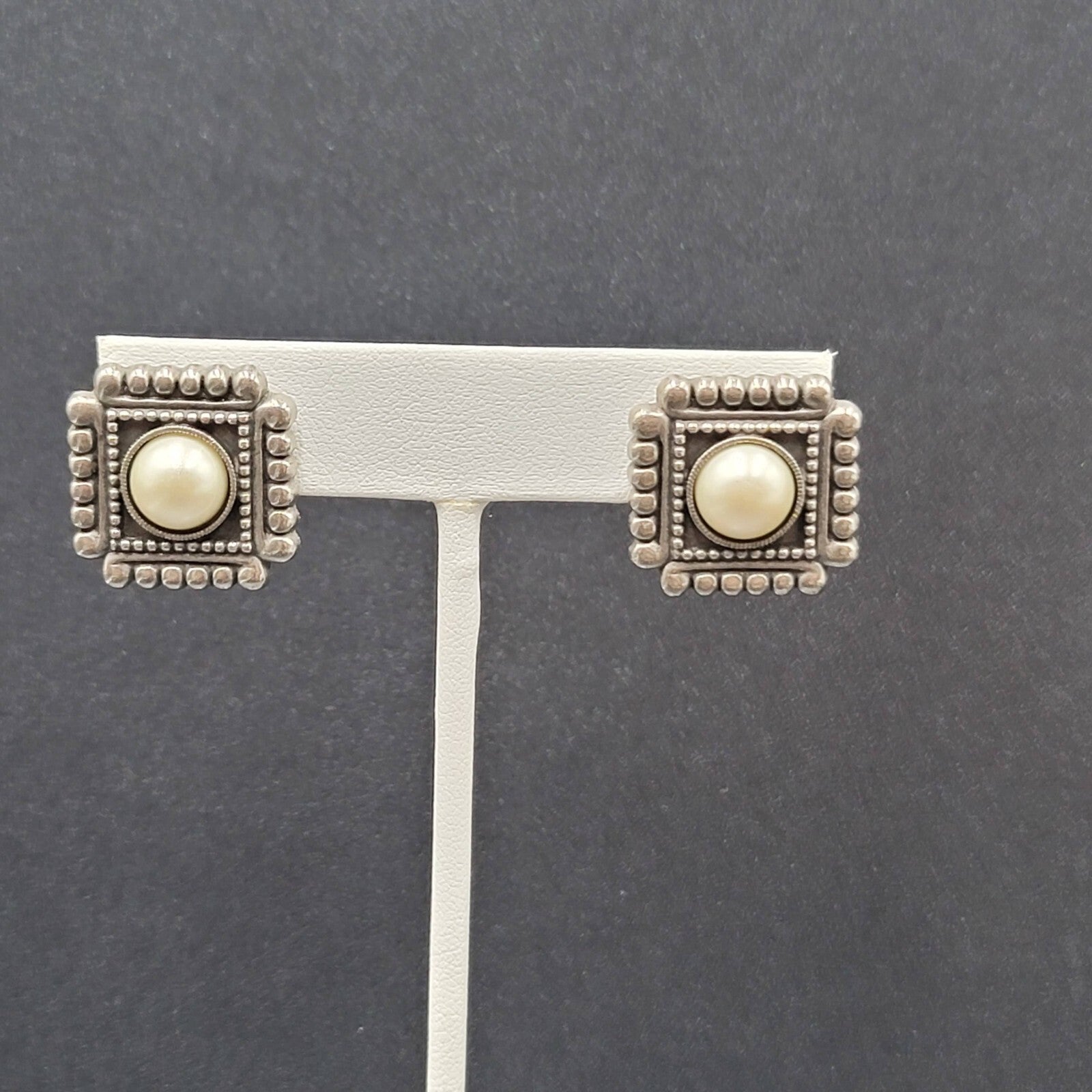 Pierced Earrings Embossed Square White Center 3/4"