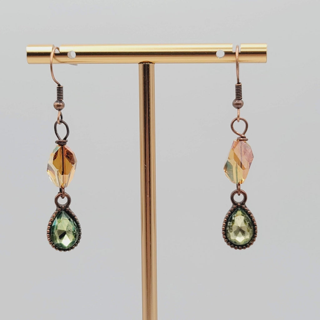 Green Teardrop Orange Crystal Bead Pierced Earrings Copper tone Dangle 1.25 in
