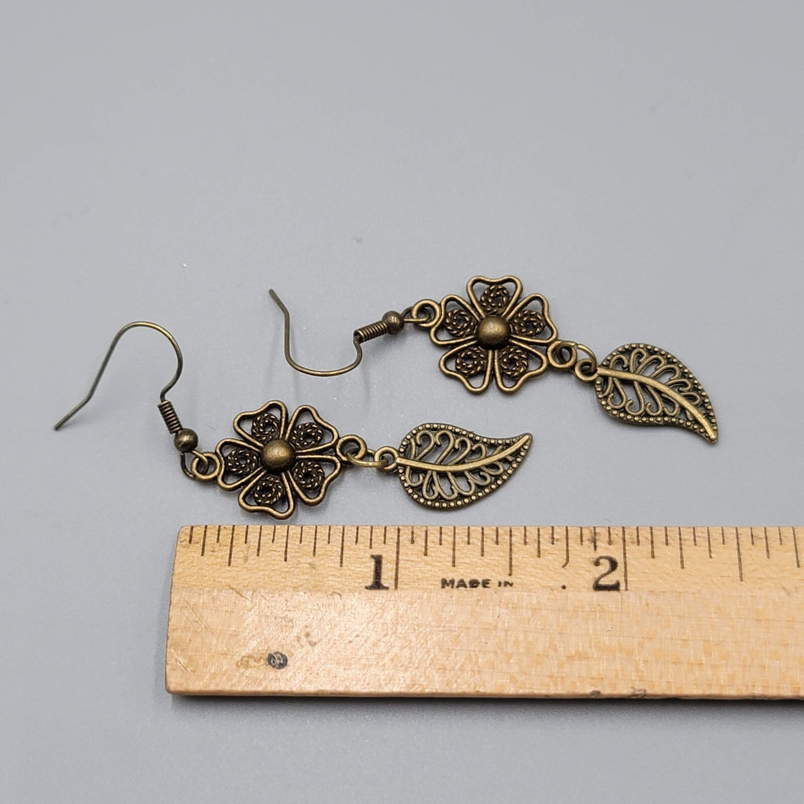 Filigree Flower Pierced Earrings Bronze tone Dangle NEW 1.5"