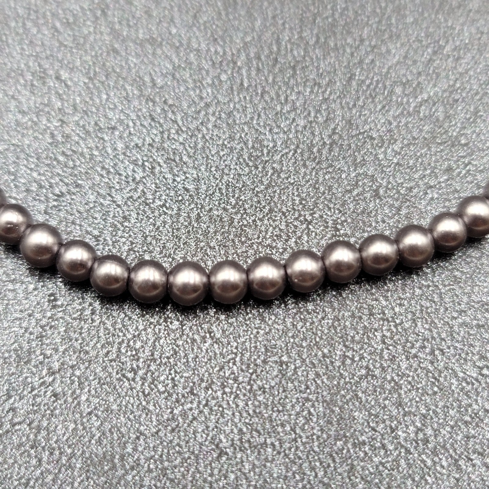 Tommy Hilfiger Necklace Small Dainty Gray Bead Signed 16"