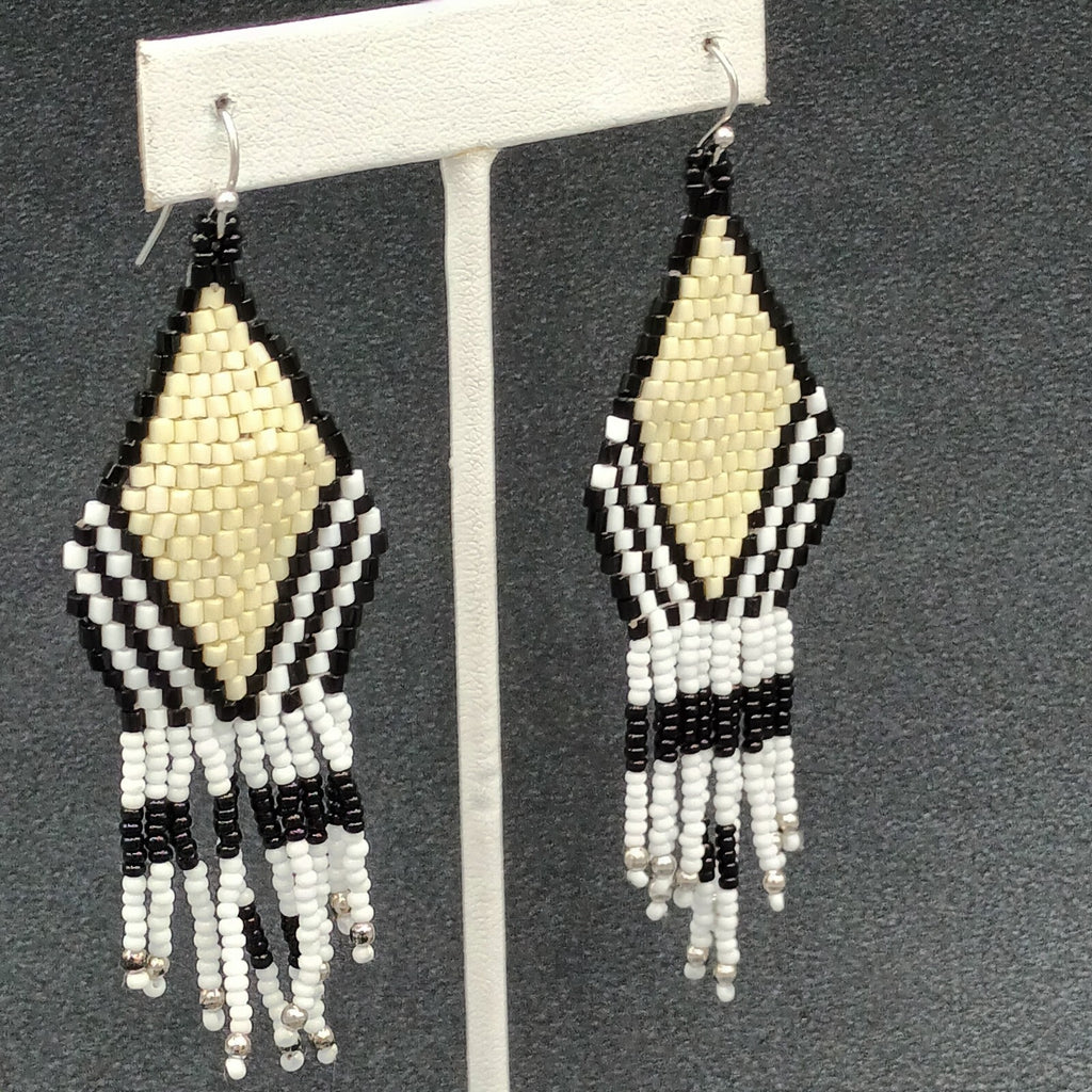 Pierced Earrings Black White Weaved Beads Silver tone Dangle 3.25"