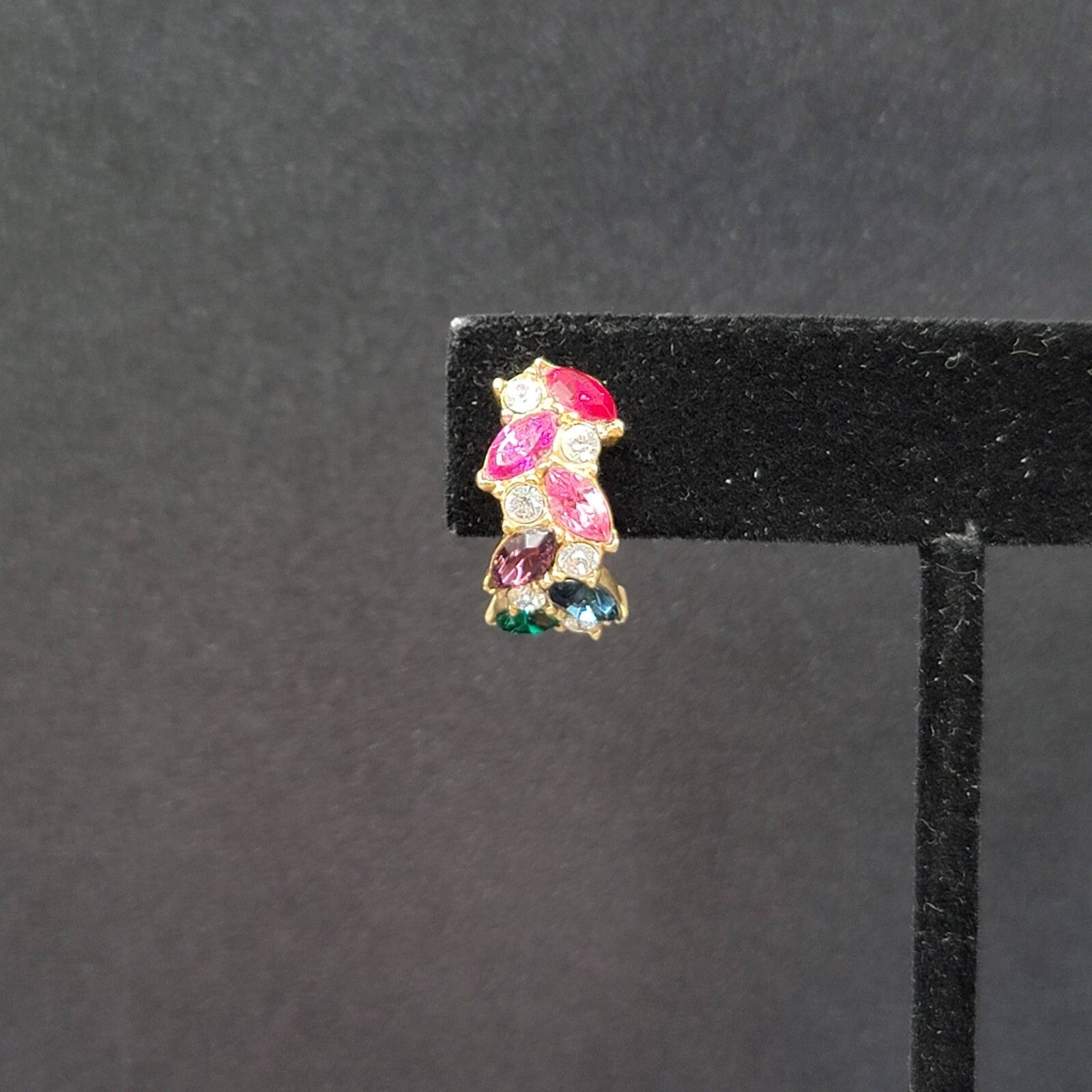 Pierced Earrings Gold tone Multicolor Half Hoops 3/4"