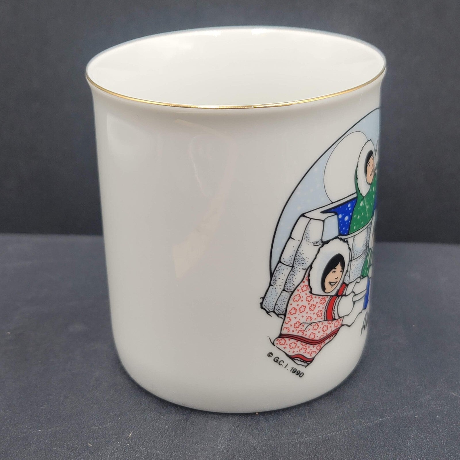 Vintage Coffee Mug Cup Alaska Souvenir Eskimos Igloo Graphic