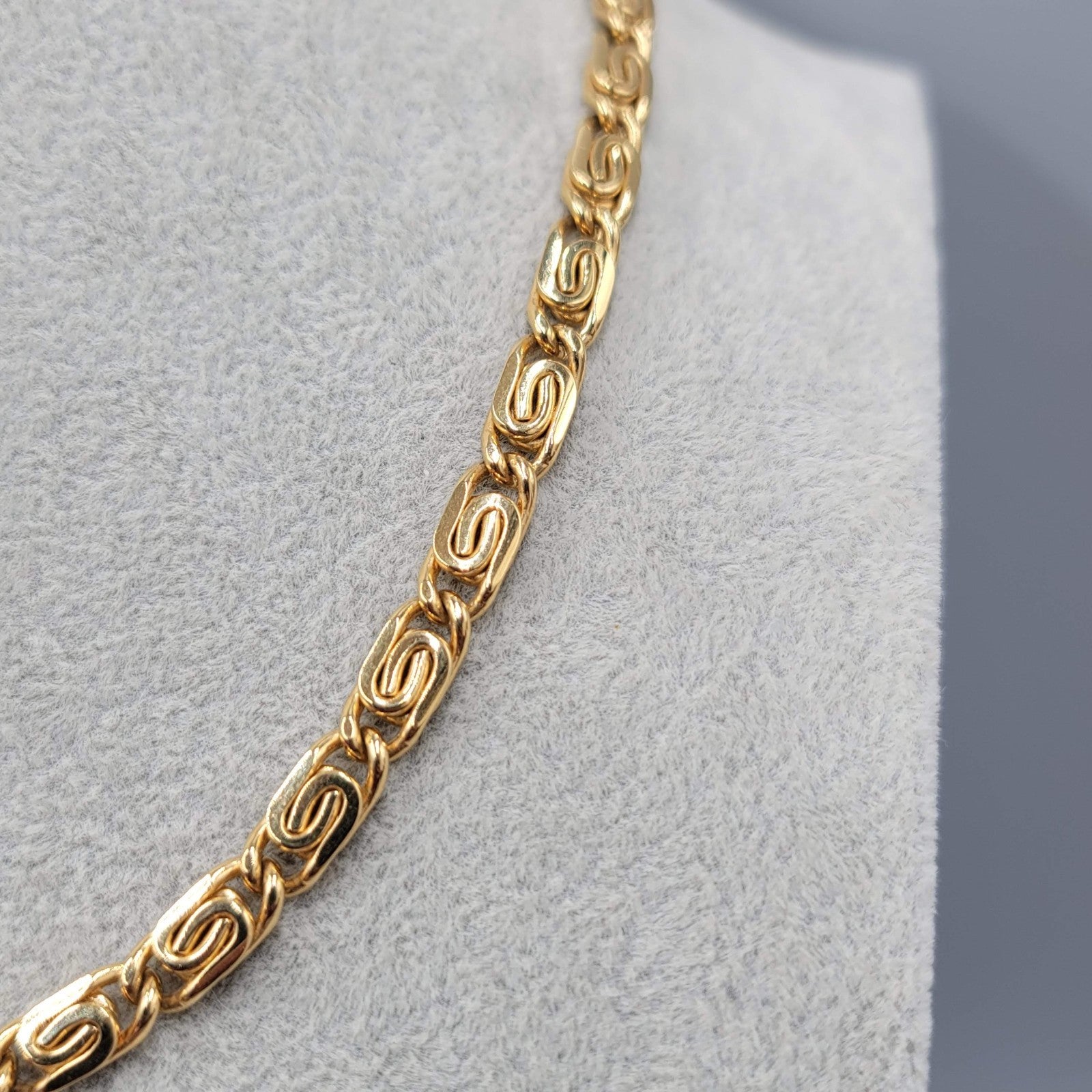 Vintage Scroll Chain Necklace Gold Plated 1/4 " wide 18" Long