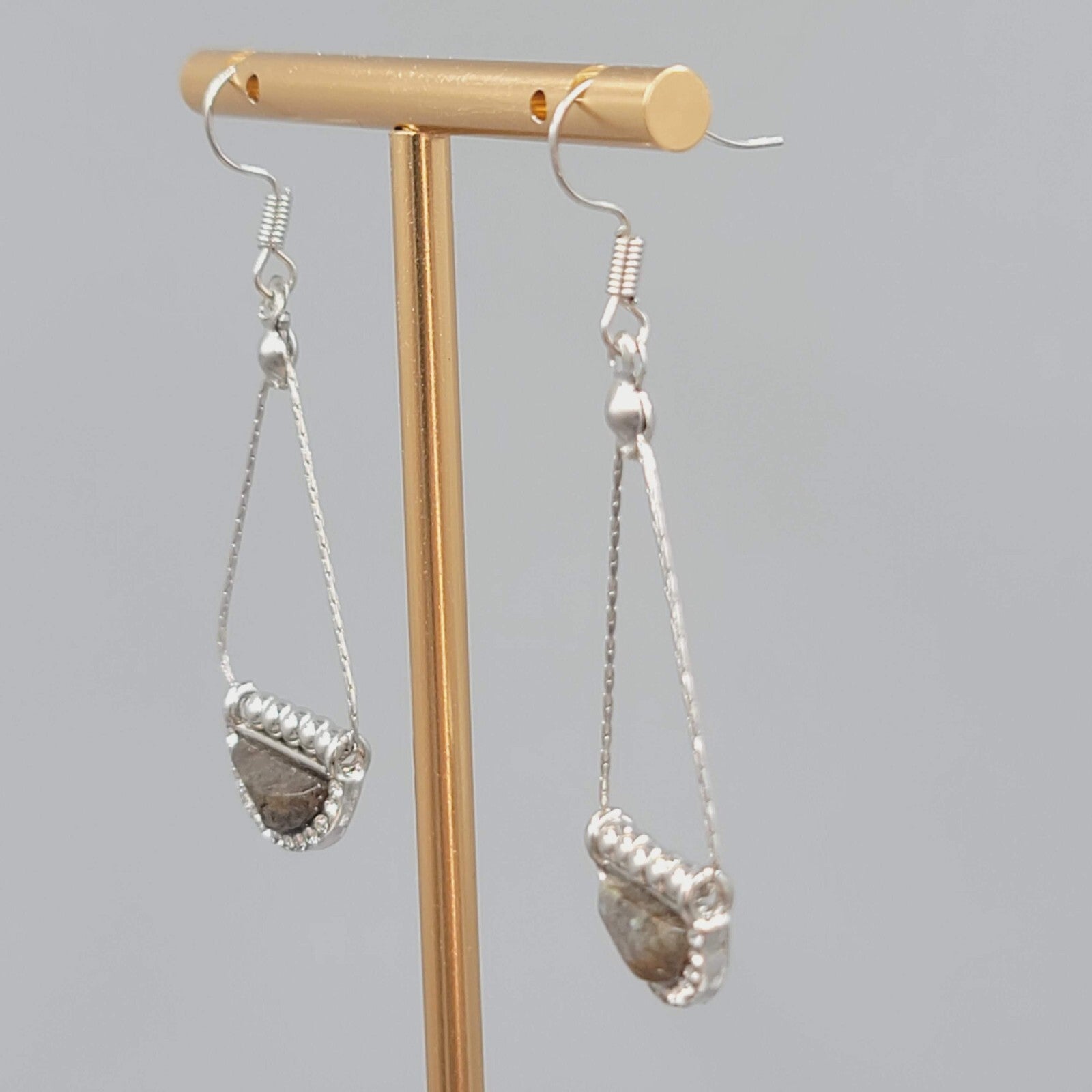 Resin Faux Stone Pierced Earrings Silver tone Chain Dangle 1 5/8"